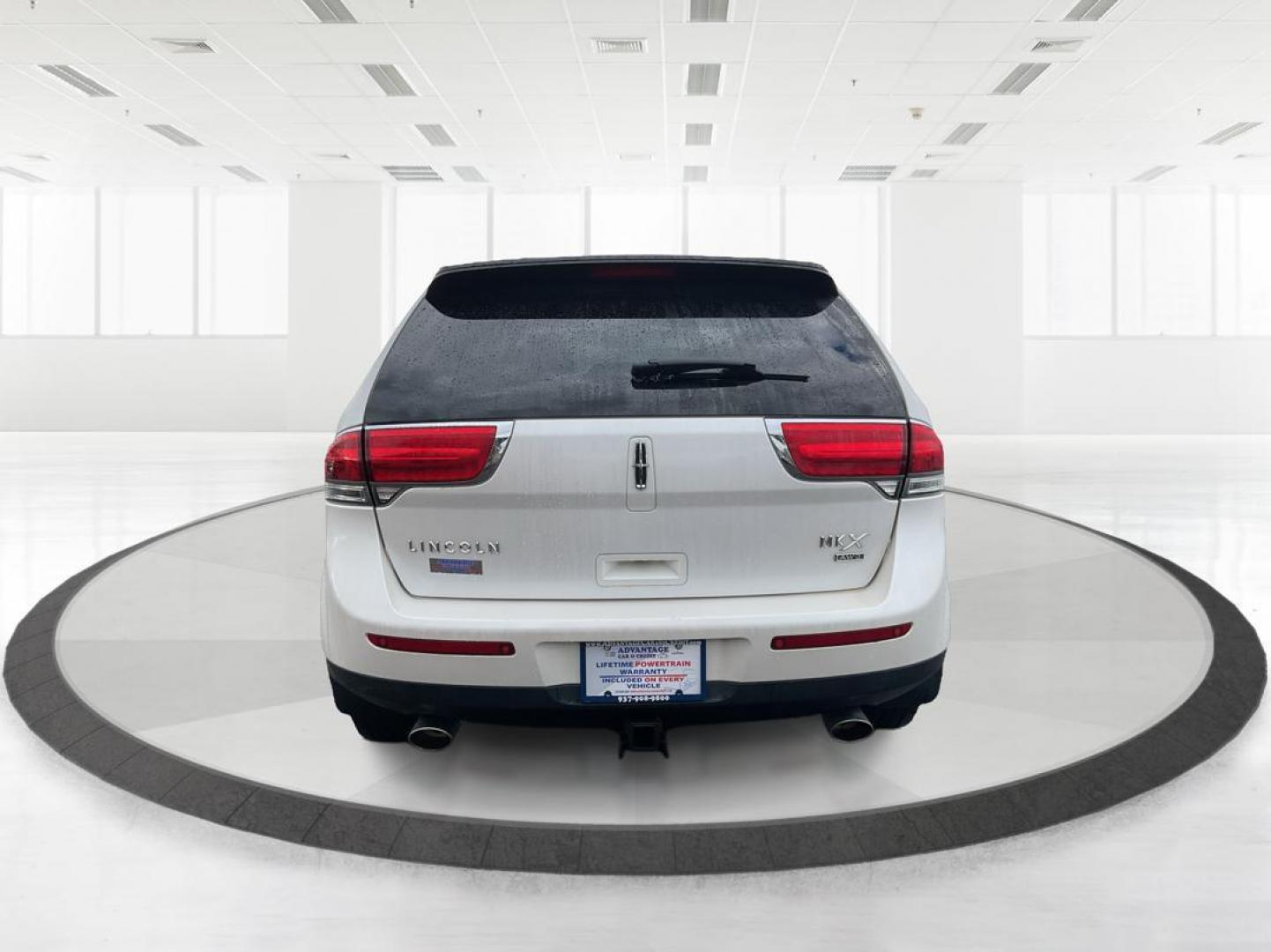 2014 Lincoln MKX AWD (2LMDJ8JK4EB) with an Other engine, located at 880 E. National Road, OH, 45377, (937) 908-9800, 39.891918, -84.183975 - Photo#3