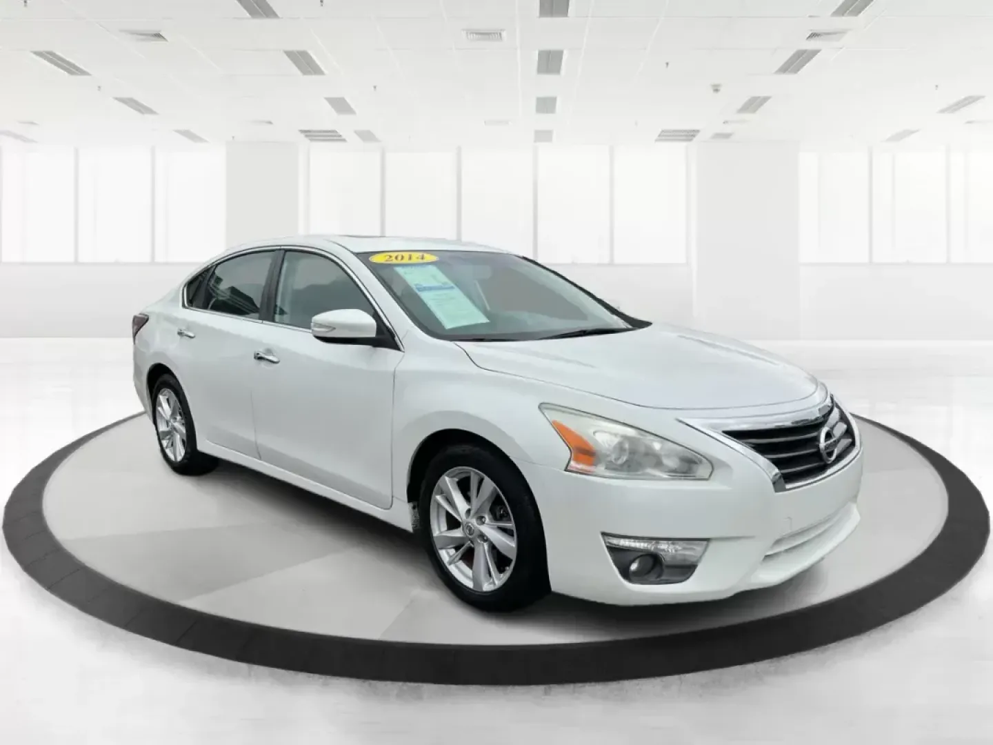 2014 Nissan Altima 2.5 SV (1N4AL3AP8EC) with an 2.5L I-4 DOHC engine, located at 1951 S Dayton Lakeview Rd., New Carlisle, OH, 45344, (937) 908-9800, 39.890999, -84.050255 - Photo#0