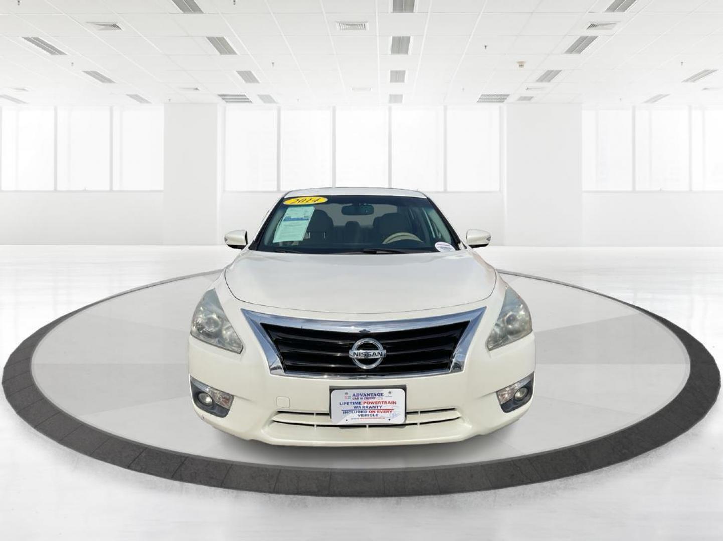 2014 Nissan Altima SL (1N4BL3AP1EC) with an Other engine, located at 1184 Kauffman Ave, Fairborn, OH, 45324, (937) 908-9800, 39.807072, -84.031563 - Photo#6