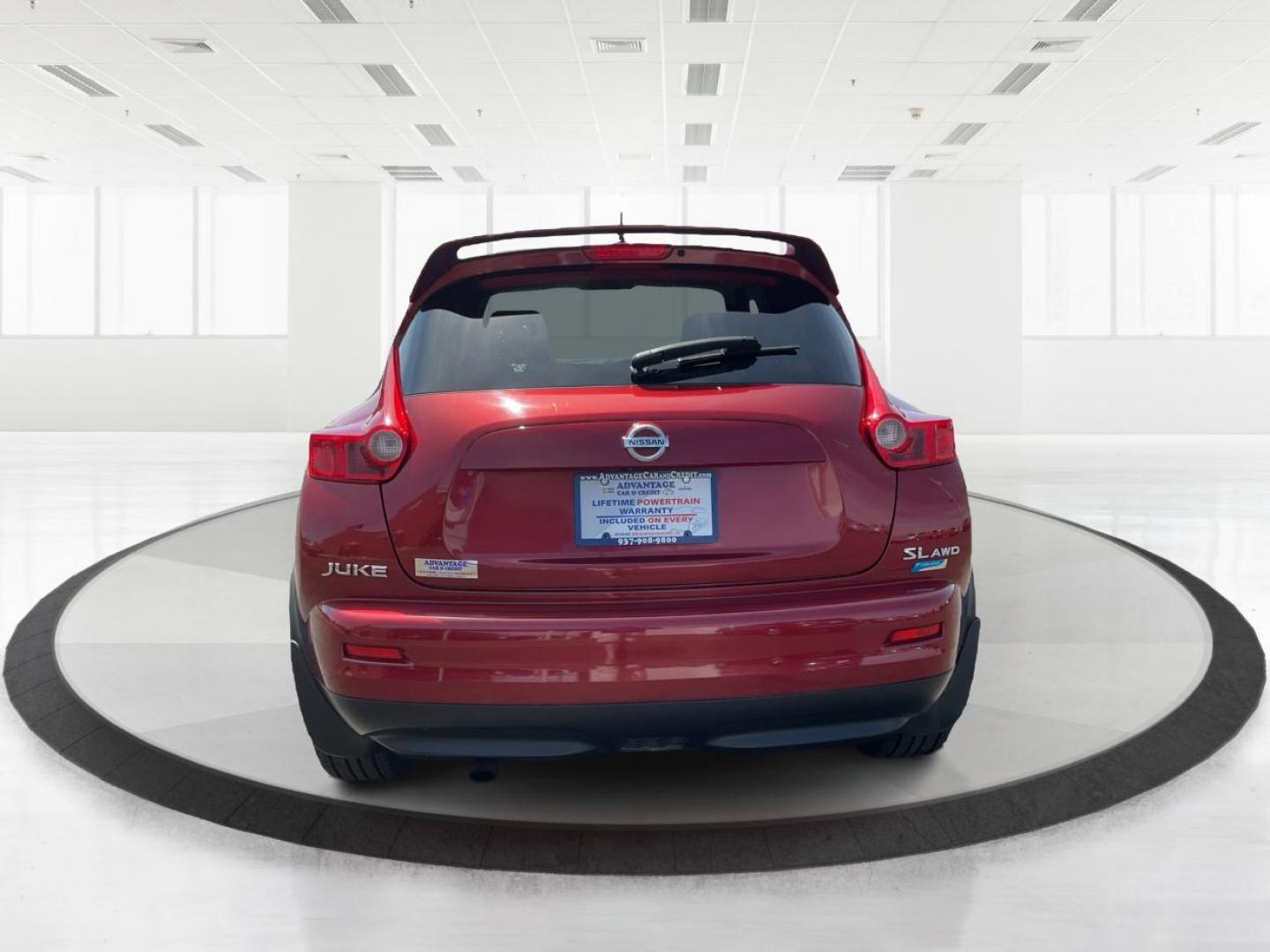 2014 Nissan Juke SL (JN8AF5MV3ET) with an 1.6L I-4 gasoline direct injection engine, located at 4508 South Dixie Dr, Moraine, OH, 45439, (937) 908-9800, 39.807072, -84.031563 - Photo#3