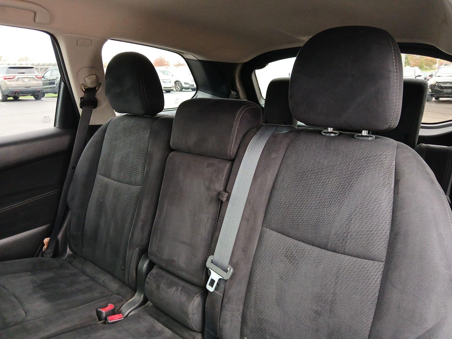 2014 Nissan Pathfinder SV 4WD (5N1AR2MMXEC) with an 3.5L V6 DOHC 24V engine, Continuously Variable Transmission transmission, located at 401 Woodman Dr, Riverside, OH, 45431, (937) 908-9800, 39.761024, -84.120956 - Photo#9