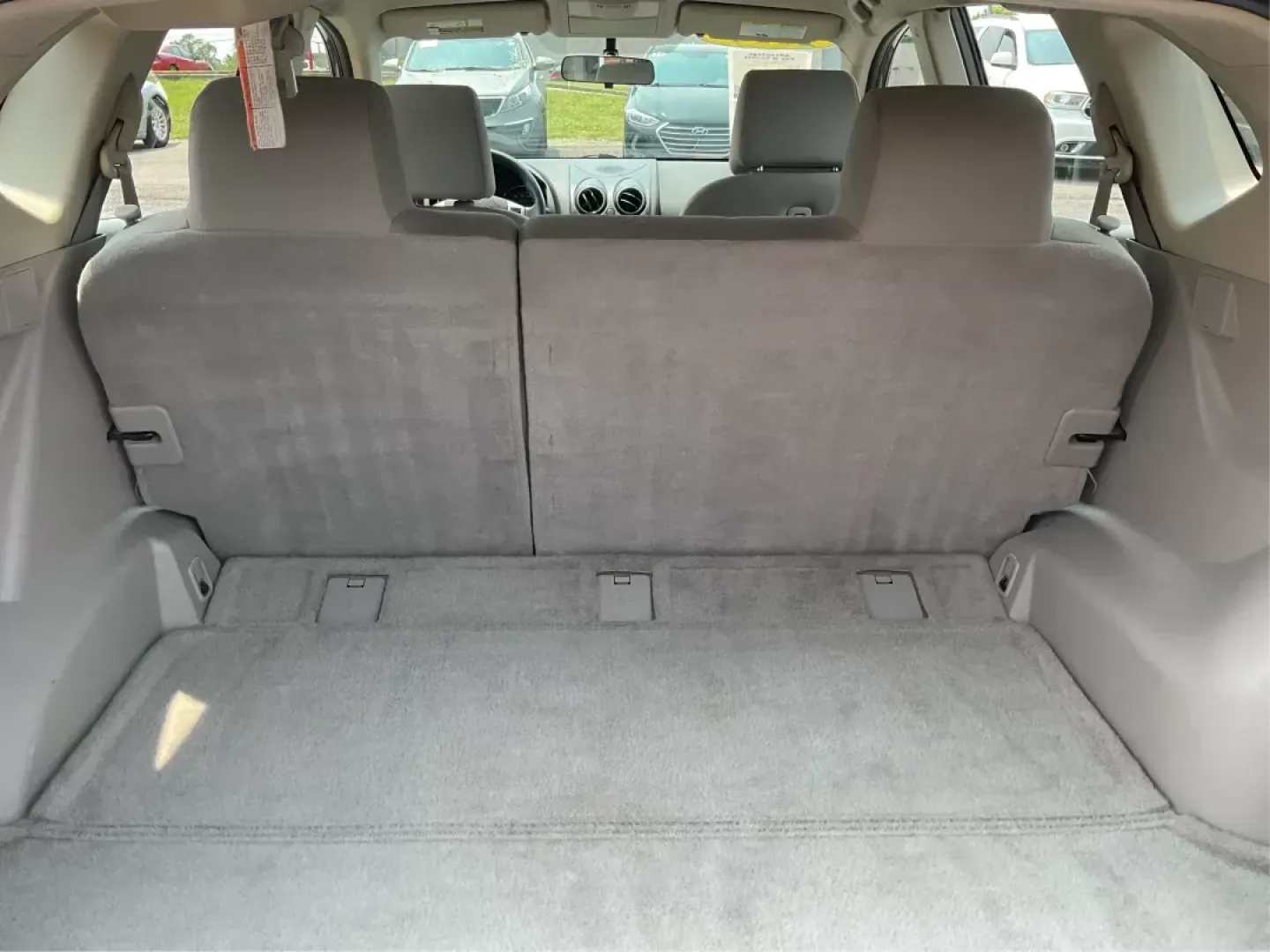 2014 Platinum Graphite Nissan Rogue Select S AWD (JN8AS5MV4EW) with an 2.5L L4 DOHC 16V engine, Continuously Variable Transmission transmission, located at 1184 Kauffman Ave, Fairborn, OH, 45324, (937) 908-9800, 39.807072, -84.031563 - Photo#11