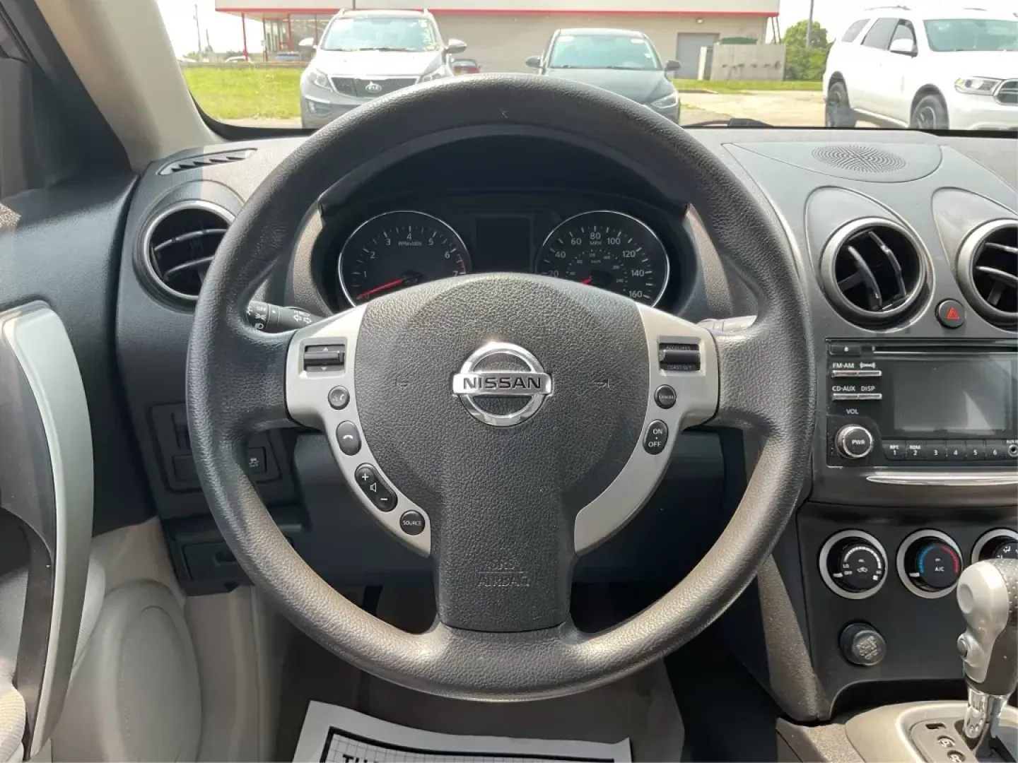 2014 Platinum Graphite Nissan Rogue Select S AWD (JN8AS5MV4EW) with an 2.5L L4 DOHC 16V engine, Continuously Variable Transmission transmission, located at 1184 Kauffman Ave, Fairborn, OH, 45324, (937) 908-9800, 39.807072, -84.031563 - Photo#15