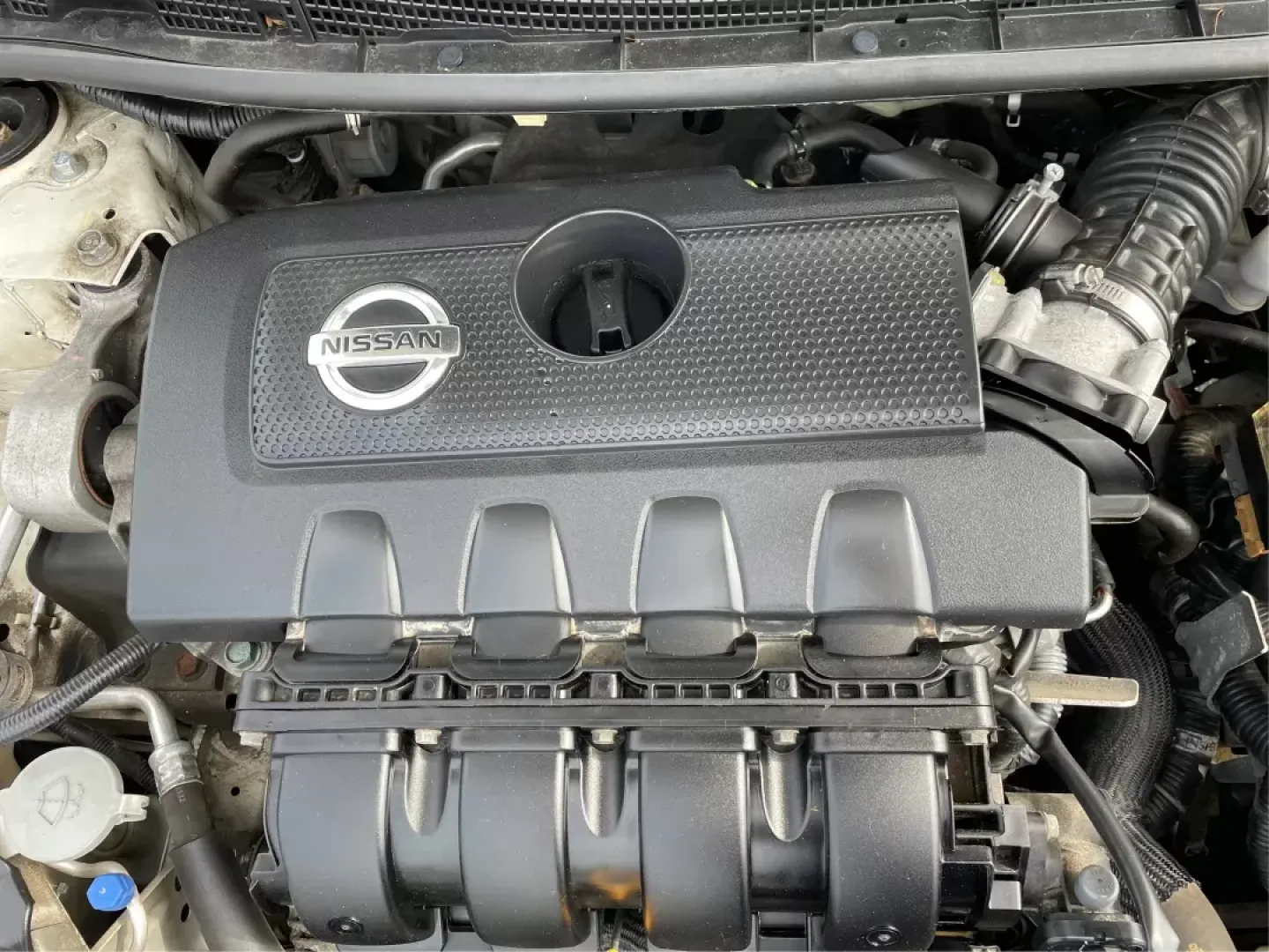 2014 Nissan Sentra S (3N1AB7AP8EL) with an 1.8L I-4 DOHC engine, located at 1230 East Main St, Xenia, OH, 45385, (937) 908-9800, 39.688042, -83.910538 - Photo#10