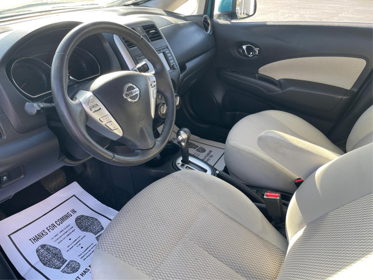 2014 Nissan Versa Note S (3N1CE2CP8EL) with an 1.6L L4 DOHC 16V engine, Automatic transmission, located at 1230 East Main St, Xenia, OH, 45385, (937) 908-9800, 39.688042, -83.910538 - Photo#8