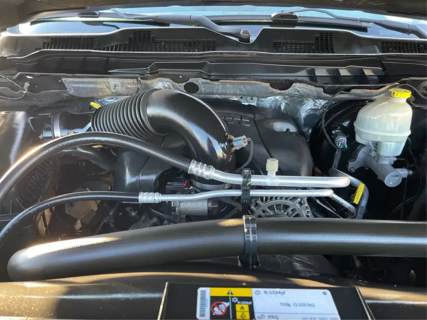 2014 Ram 1500 Tradesman Crew Cab SWB 4WD (3C6RR7KT8EG) with an 5.7L V8 OHV 16V engine, 8-Speed Automatic transmission, located at 4508 South Dixie Dr, Moraine, OH, 45439, (937) 908-9800, 39.807072, -84.031563 - Photo#10