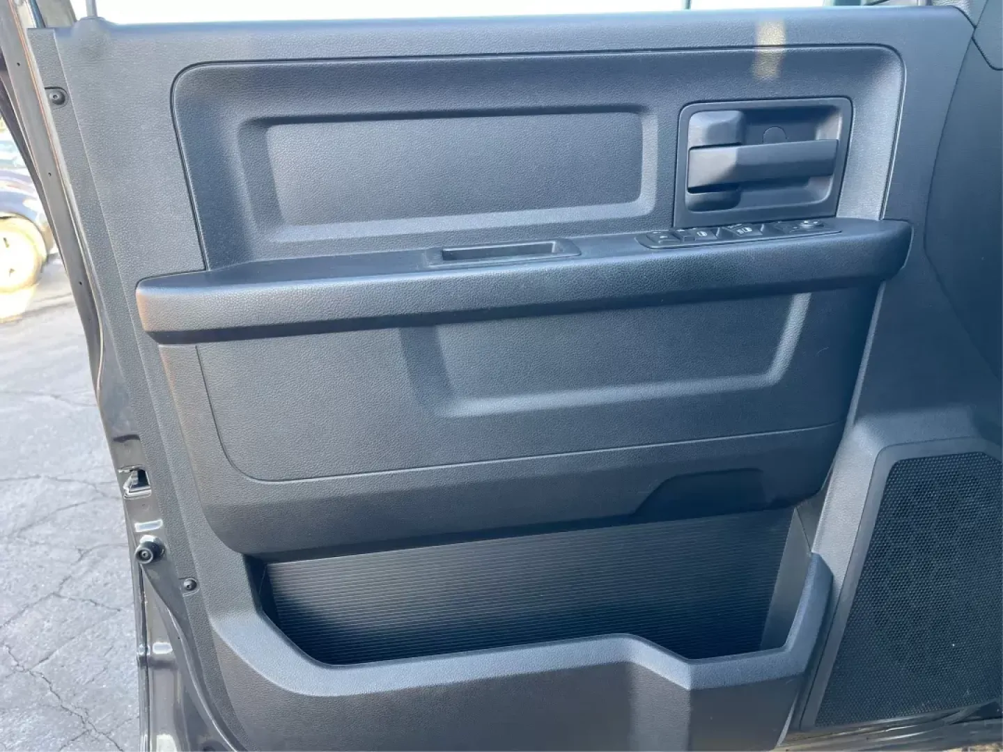 2014 Ram 1500 Tradesman Crew Cab SWB 4WD (3C6RR7KT8EG) with an 5.7L V8 OHV 16V engine, 8-Speed Automatic transmission, located at 4508 South Dixie Dr, Moraine, OH, 45439, (937) 908-9800, 39.807072, -84.031563 - Photo#17