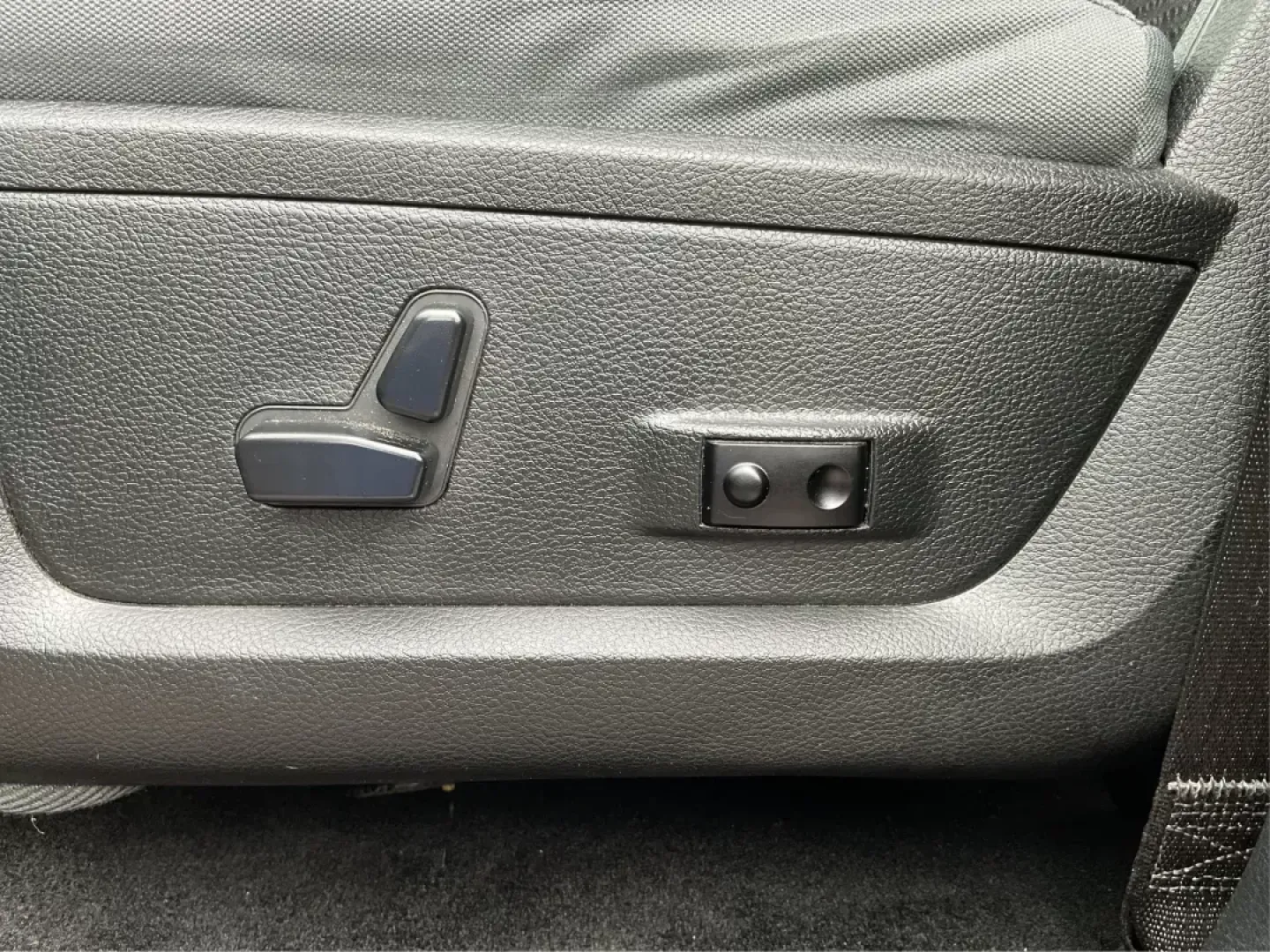 2014 Ram 1500 Lone Star (1C6RR7LT9ES) with an Other engine, located at 880 E. National Road, OH, 45377, (937) 908-9800, 39.891918, -84.183975 - Photo#16