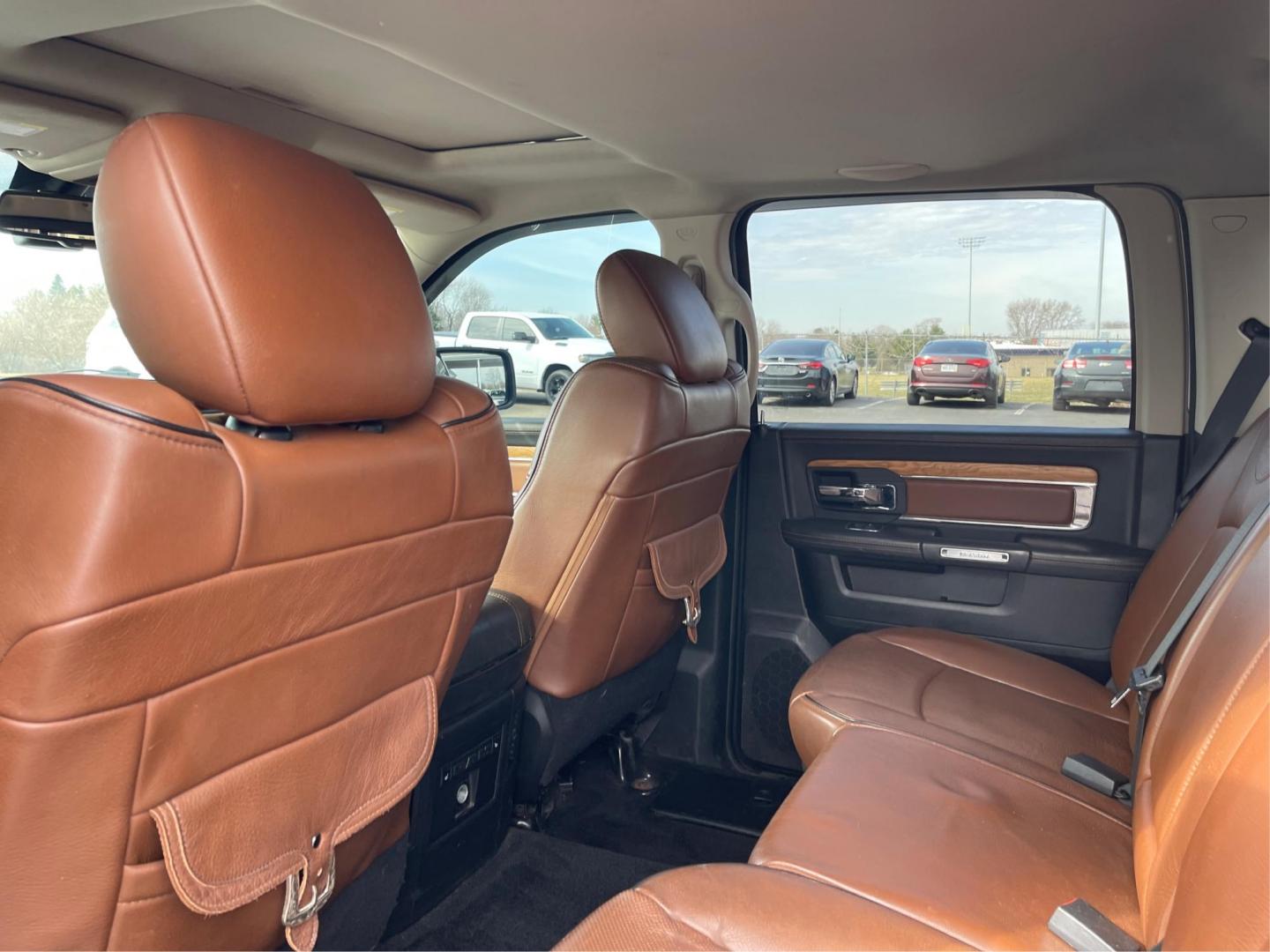 2014 Ram 1500 Longhorn (1C6RR7WT2ES) with an HEMI engine, located at 1184 Kauffman Ave, Fairborn, OH, 45324, (937) 908-9800, 39.807072, -84.031563 - Photo#9