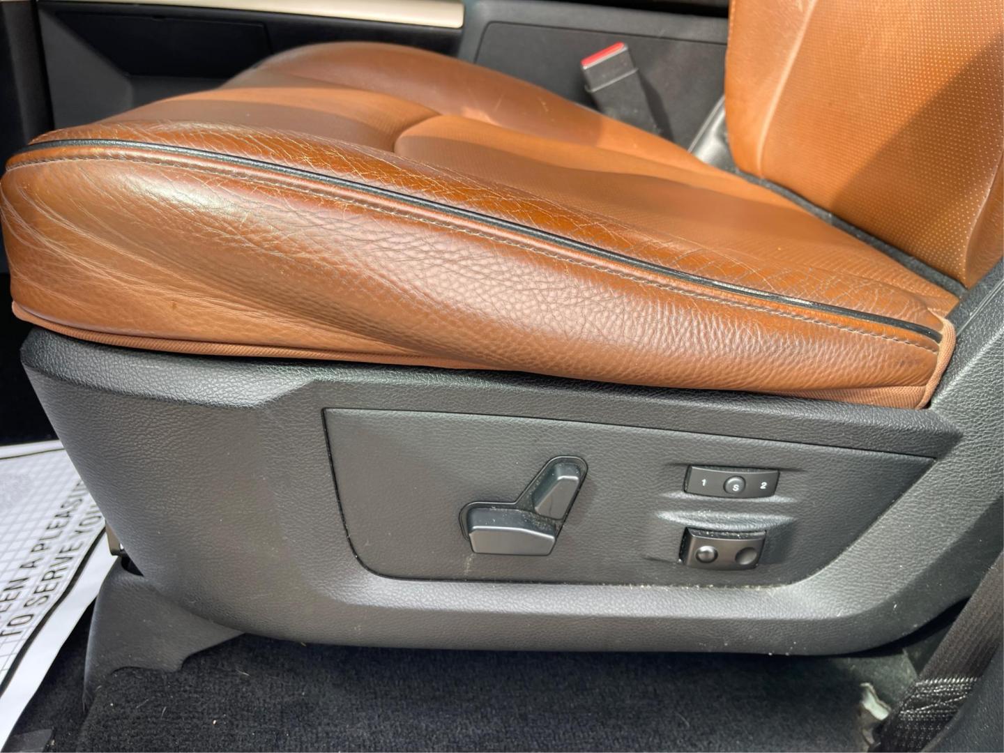 2014 Ram 1500 Longhorn (1C6RR7WT2ES) with an HEMI engine, located at 1184 Kauffman Ave, Fairborn, OH, 45324, (937) 908-9800, 39.807072, -84.031563 - Photo#16