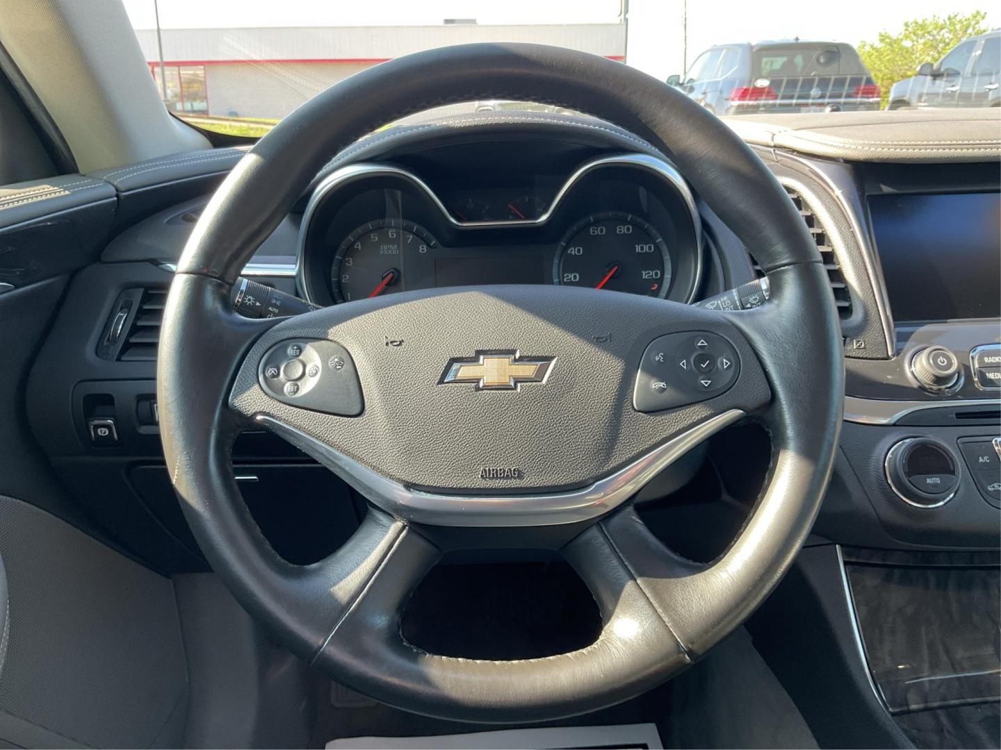 2015 Chevrolet Impala 2LT (2G1125S32F9) with an 3.6L V-6 gasoline direct injection engine, located at 1099 N County Rd 25A , Troy, OH, 45373, (937) 908-9800, 40.057041, -84.215462 - Photo#15