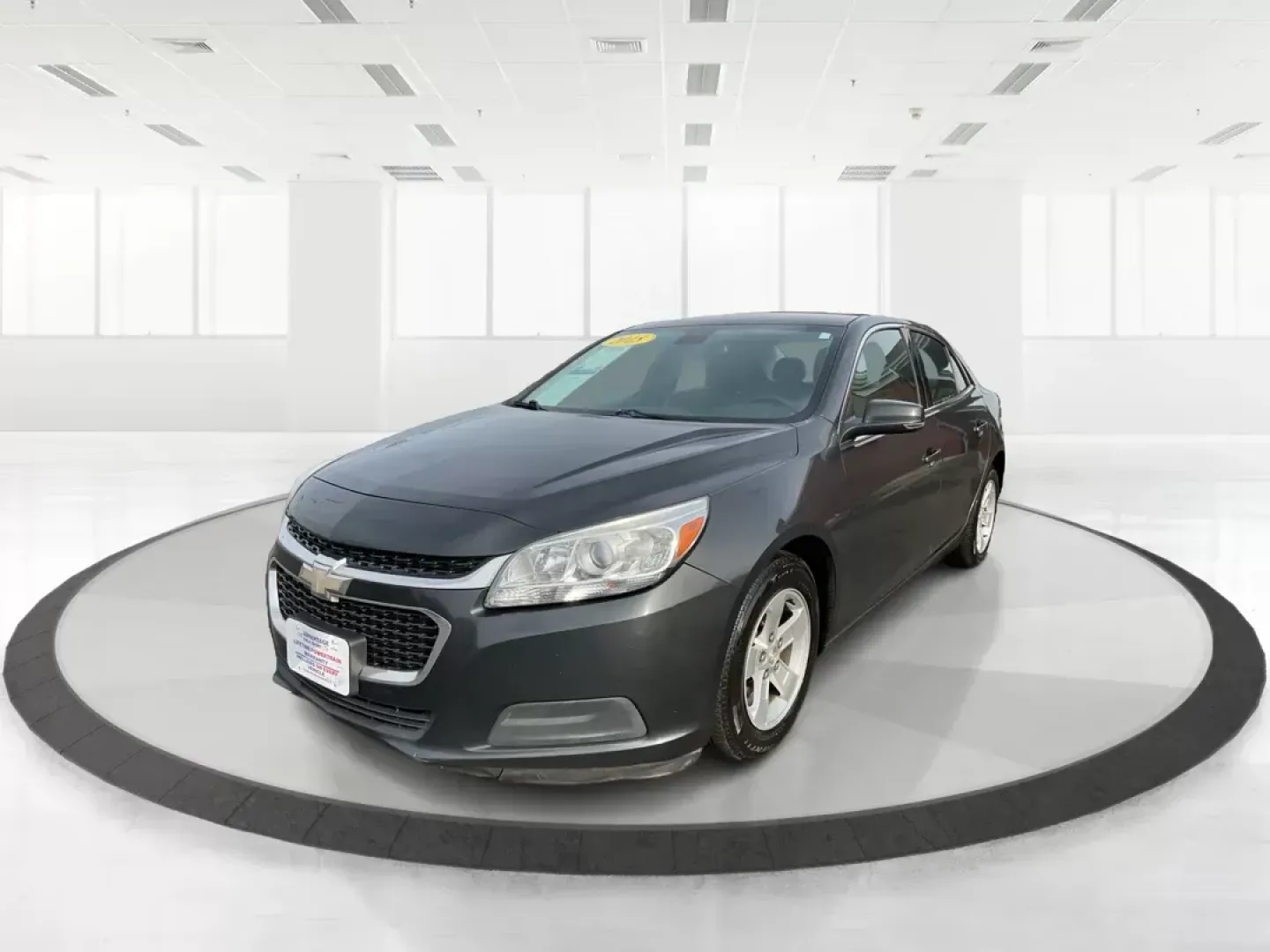 2015 Chevrolet Malibu 1LT (1G11C5SL4FF) with an ECOTEC 2.5L I-4 gasoline direct injection engine, located at 4508 South Dixie Dr, Moraine, OH, 45439, (937) 908-9800, 39.807072, -84.031563 - Photo#7