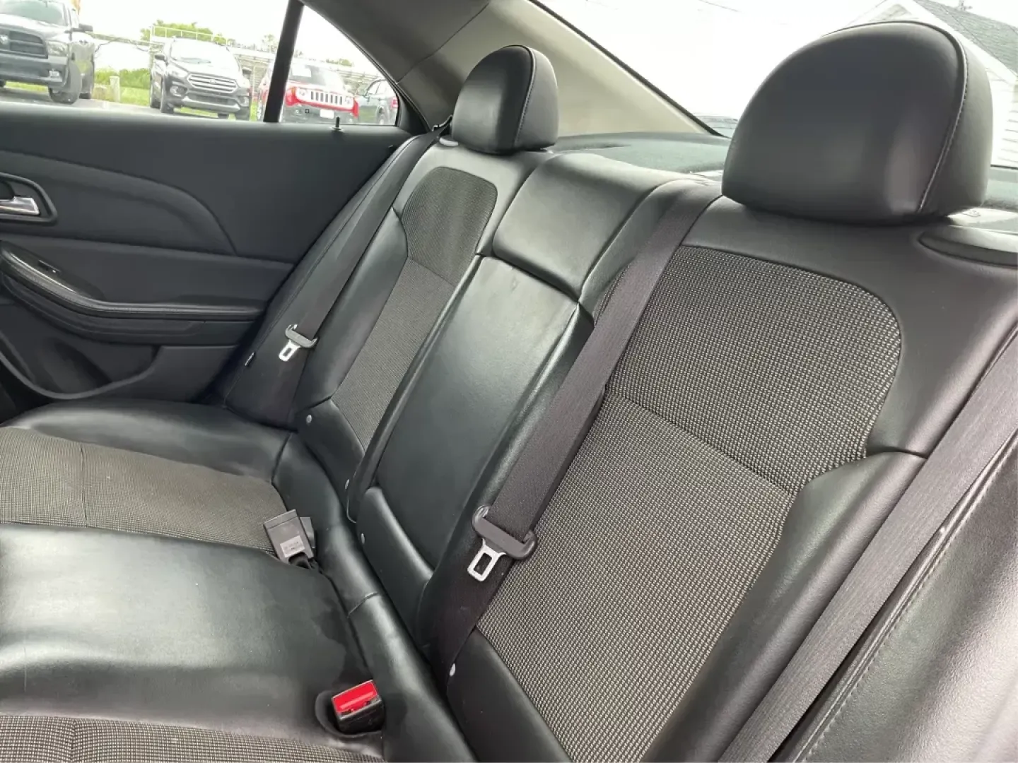 2015 Chevrolet Malibu 1LT (1G11C5SL0FF) with an ECOTEC 2.5L I-4 gasoline direct injection engine, located at 880 E. National Road, OH, 45377, (937) 908-9800, 39.891918, -84.183975 - Photo#9