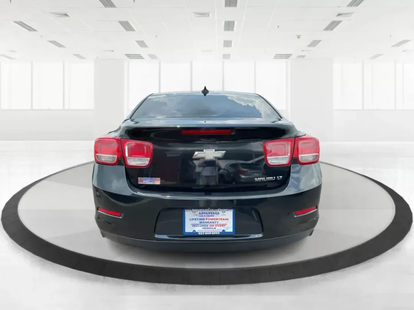 2015 Chevrolet Malibu 1LT (1G11C5SL6FF) with an ECOTEC 2.5L I-4 gasoline direct injection engine, located at 1184 Kauffman Ave, Fairborn, OH, 45324, (937) 908-9800, 39.807072, -84.031563 - Photo#3