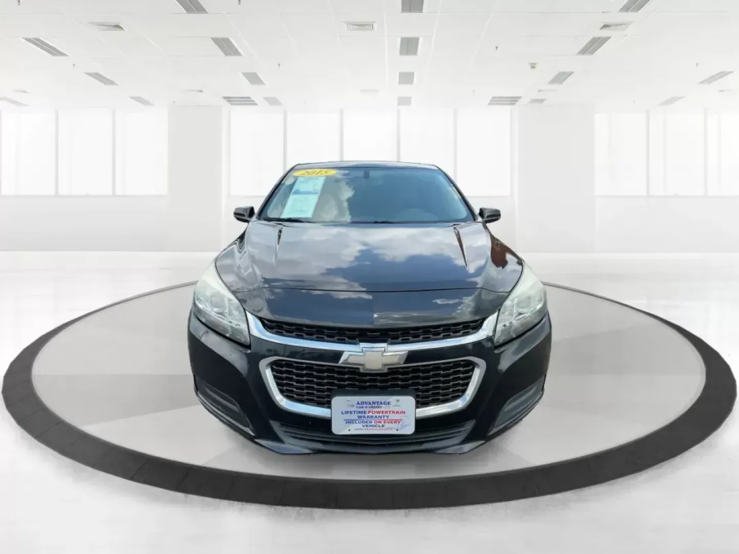 2015 Chevrolet Malibu 1LT (1G11C5SL6FF) with an ECOTEC 2.5L I-4 gasoline direct injection engine, located at 1184 Kauffman Ave, Fairborn, OH, 45324, (937) 908-9800, 39.807072, -84.031563 - Photo#6