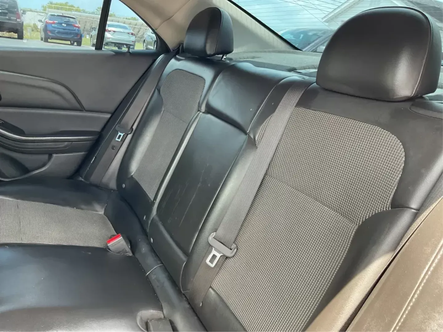2015 Chevrolet Malibu 1LT (1G11C5SL6FF) with an ECOTEC 2.5L I-4 gasoline direct injection engine, located at 1184 Kauffman Ave, Fairborn, OH, 45324, (937) 908-9800, 39.807072, -84.031563 - Photo#9