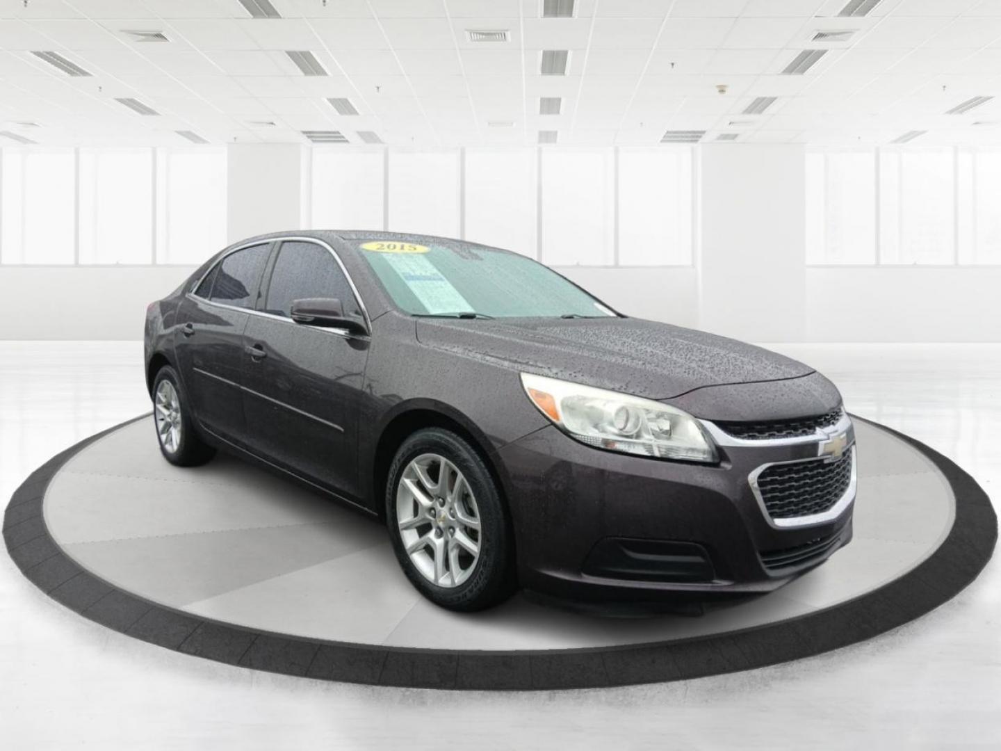 2015 Chevrolet Malibu 1LT (1G11C5SL1FF) with an 2.5L L4 DOHC 16V engine, 6-Speed Automatic transmission, located at 4508 South Dixie Dr, Moraine, OH, 45439, (937) 908-9800, 39.807072, -84.031563 - Photo#0