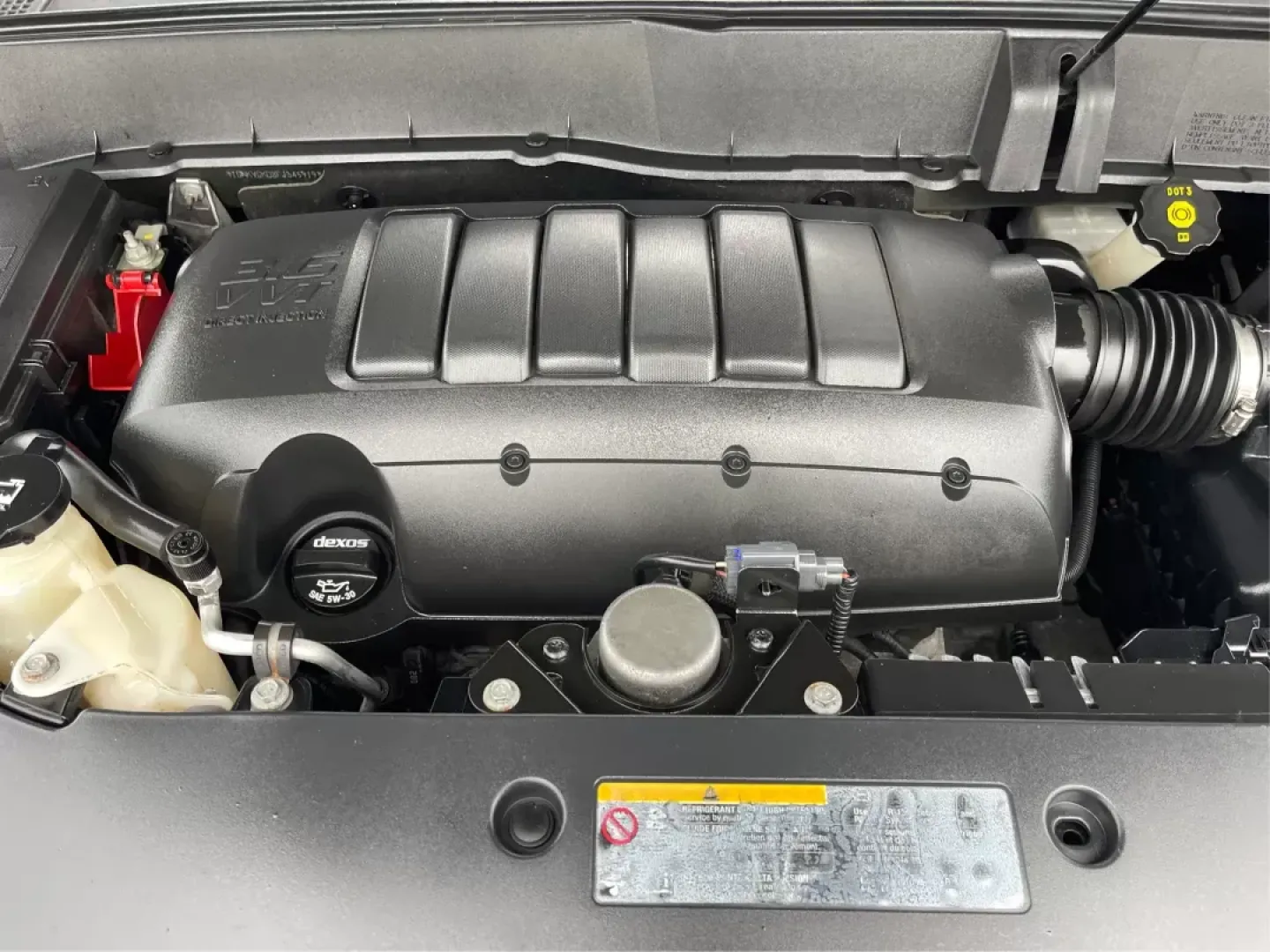 2015 Chevrolet Traverse 1LT (1GNKVGKD8FJ) with an 3.6L V-6 gasoline direct injection engine, located at 1184 Kauffman Ave, Fairborn, OH, 45324, (937) 908-9800, 39.807072, -84.031563 - Photo#10