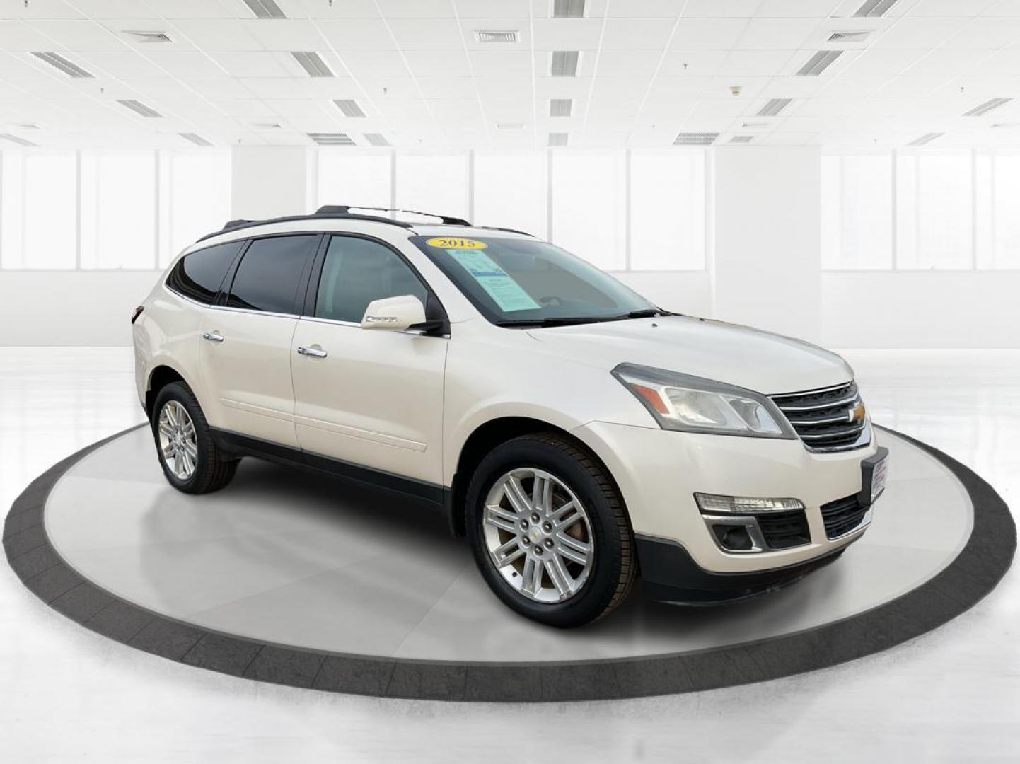 2015 Chevrolet Traverse 1LT (1GNKVGKD3FJ) with an 3.6L V-6 gasoline direct injection engine, located at 1951 S Dayton Lakeview Rd., New Carlisle, OH, 45344, (937) 908-9800, 39.890999, -84.050255 - Photo#0