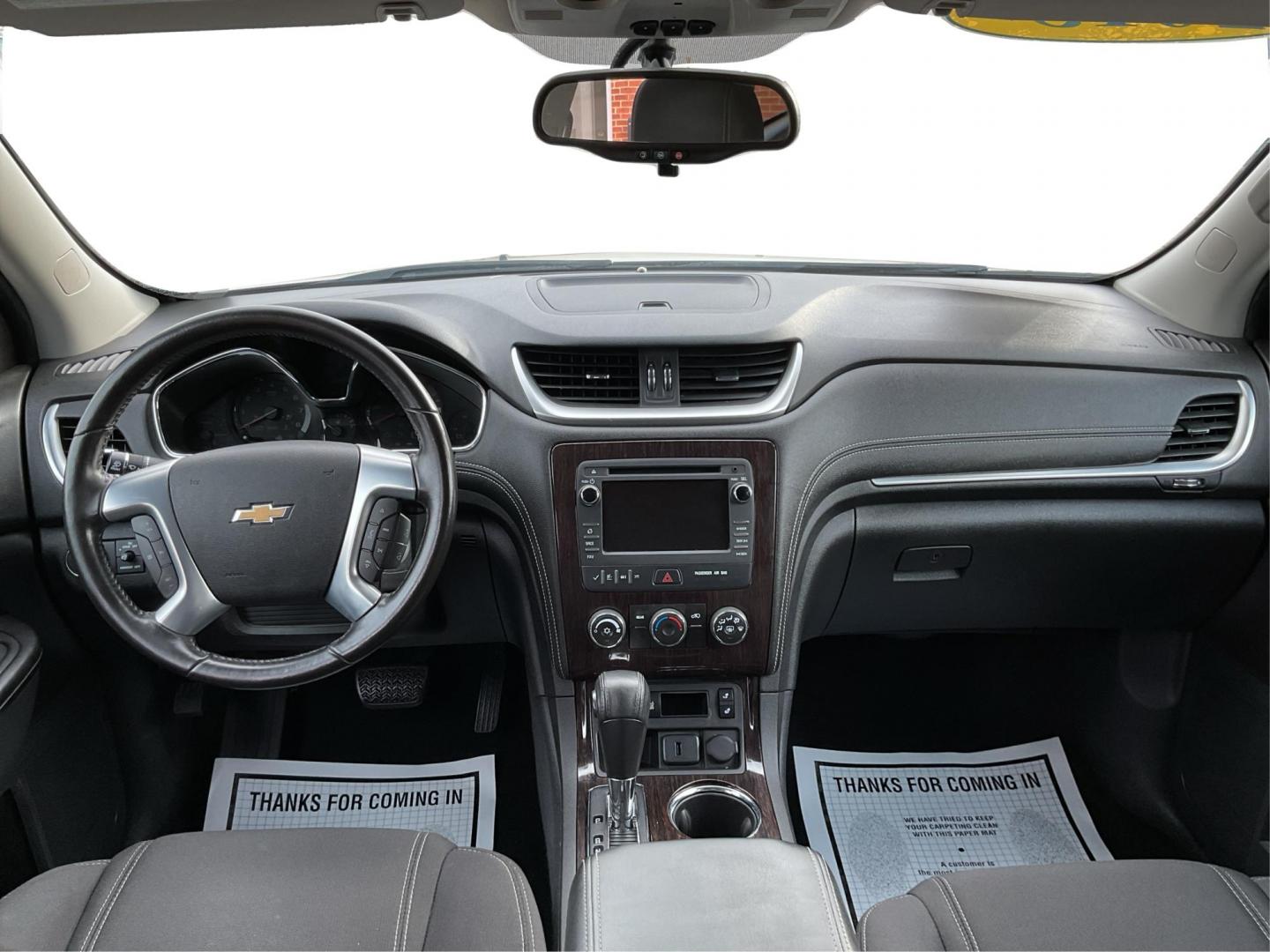 2015 Chevrolet Traverse 1LT (1GNKVGKD3FJ) with an 3.6L V-6 gasoline direct injection engine, located at 1951 S Dayton Lakeview Rd., New Carlisle, OH, 45344, (937) 908-9800, 39.890999, -84.050255 - Photo#14