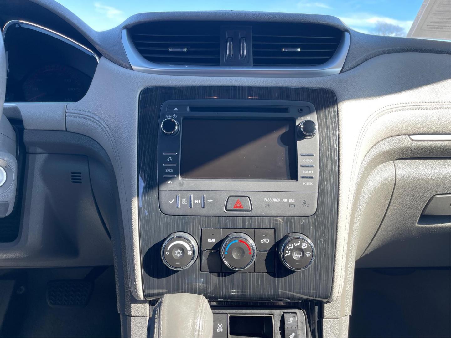 2015 Chevrolet Traverse LT (1GNKVGKD0FJ) with an Other engine, located at 880 E. National Road, OH, 45377, (937) 908-9800, 39.891918, -84.183975 - Photo#11