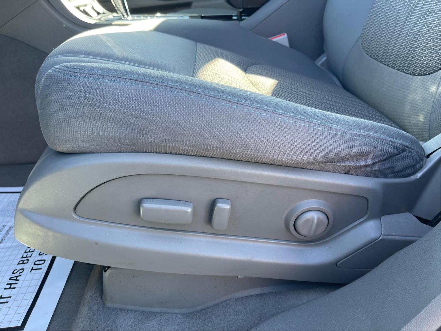 2015 Chevrolet Traverse LT (1GNKVGKD0FJ) with an Other engine, located at 880 E. National Road, OH, 45377, (937) 908-9800, 39.891918, -84.183975 - Photo#16