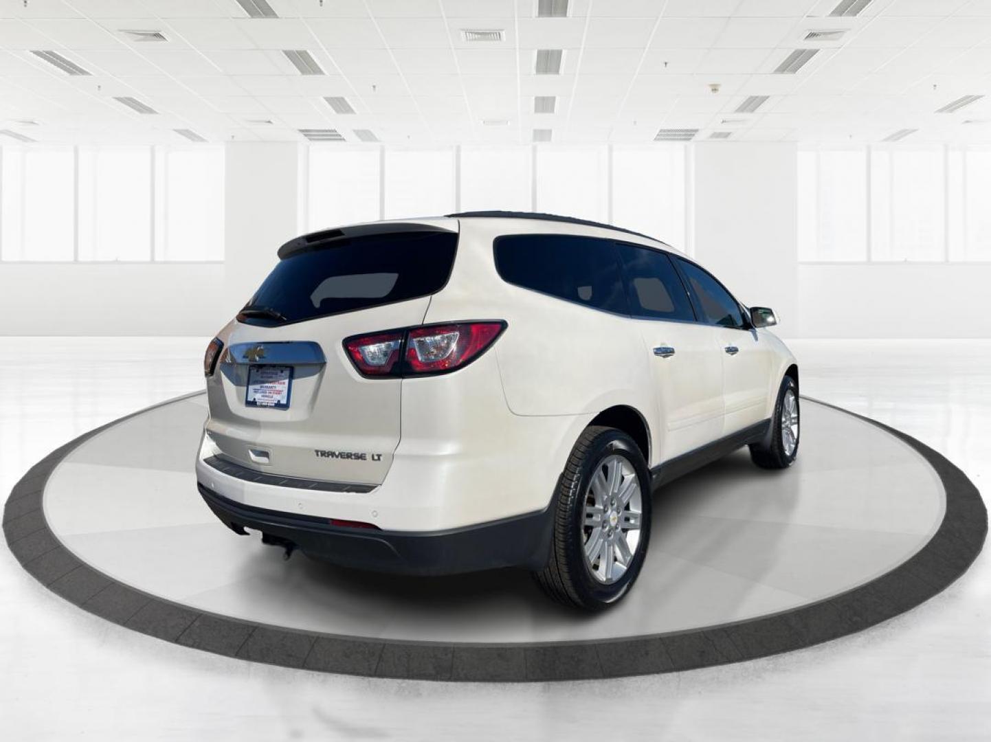 2015 Chevrolet Traverse LT (1GNKVGKD0FJ) with an Other engine, located at 880 E. National Road, OH, 45377, (937) 908-9800, 39.891918, -84.183975 - Photo#2