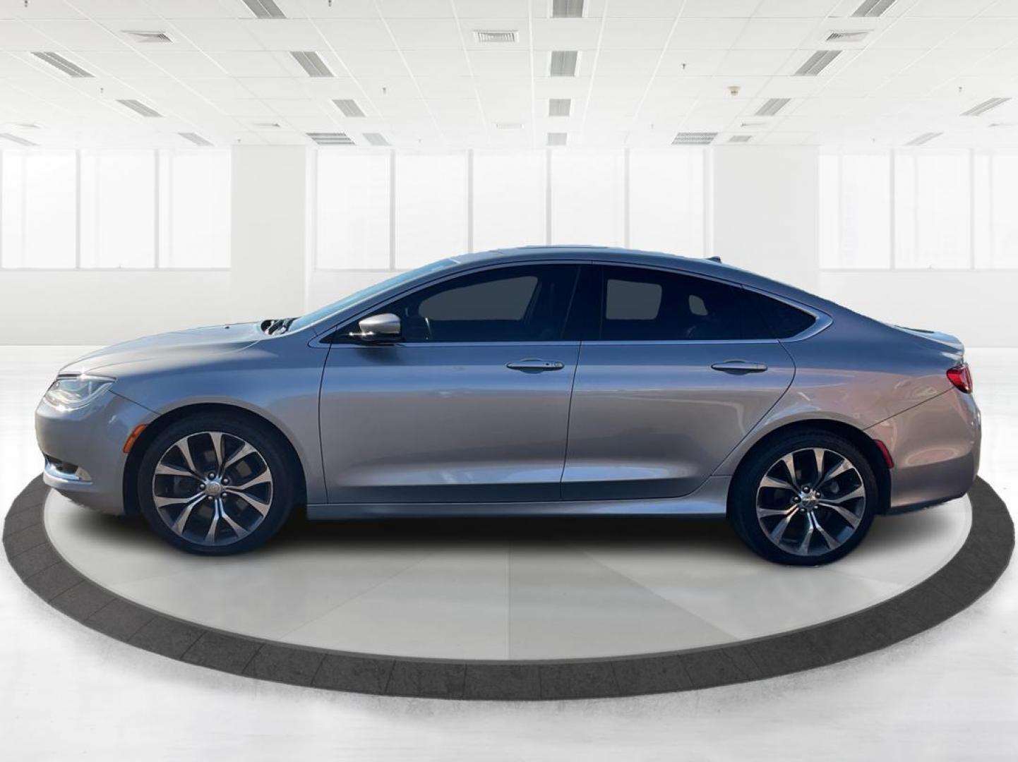 2015 Chrysler 200 C (1C3CCCCG0FN) with an 3.6L V-6 DOHC engine, located at 401 Woodman Dr, Riverside, OH, 45431, (937) 908-9800, 39.761024, -84.120956 - Photo#5