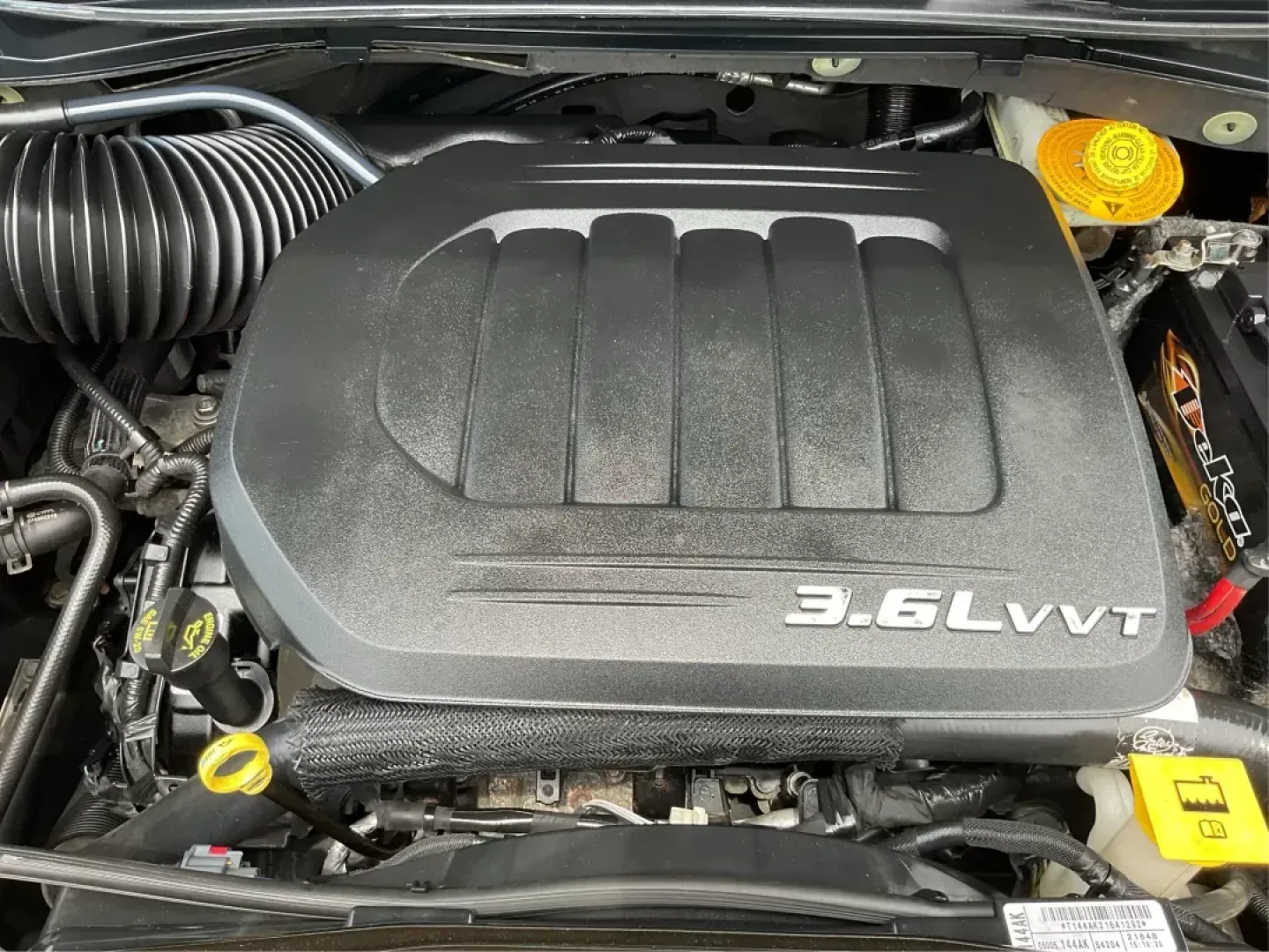 2015 Chrysler Town and Country Touring (2C4RC1BG2FR) with an 3.6L V-6 DOHC engine, located at 1184 Kauffman Ave, Fairborn, OH, 45324, (937) 908-9800, 39.807072, -84.031563 - Photo#10