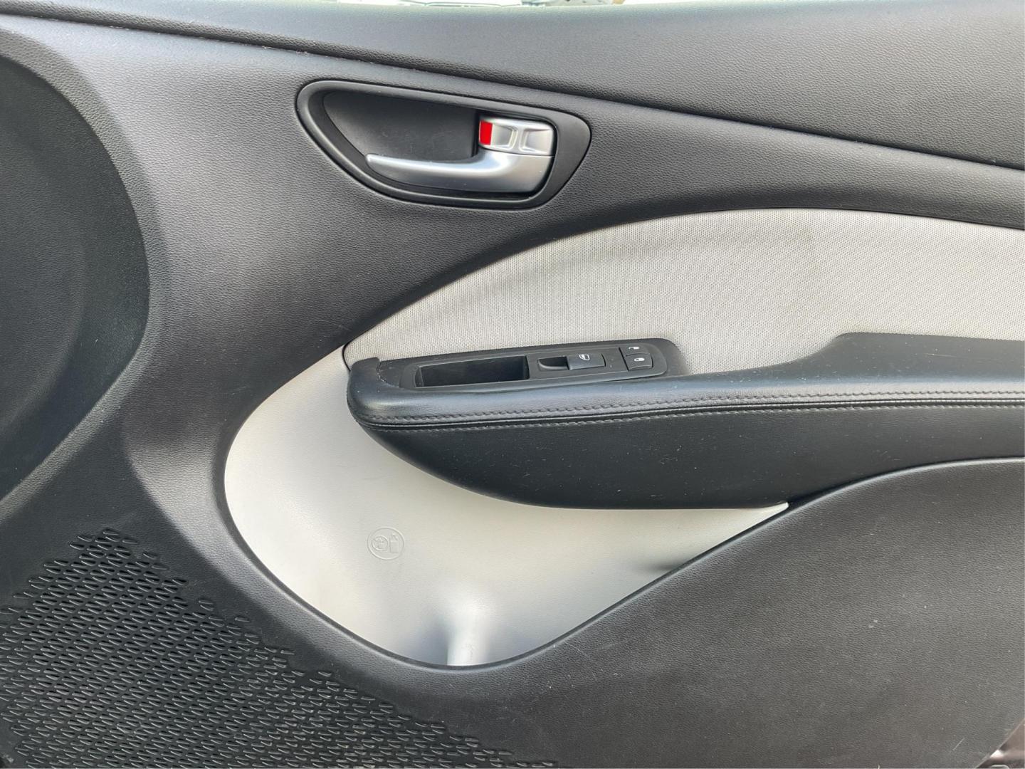 2015 Granite Crystal Met CC Dodge Dart SXT (1C3CDFBBXFD) with an 2.4L L4 DOHC 16V engine, located at 401 Woodman Dr, Riverside, OH, 45431, (937) 908-9800, 39.761024, -84.120956 - Photo#17