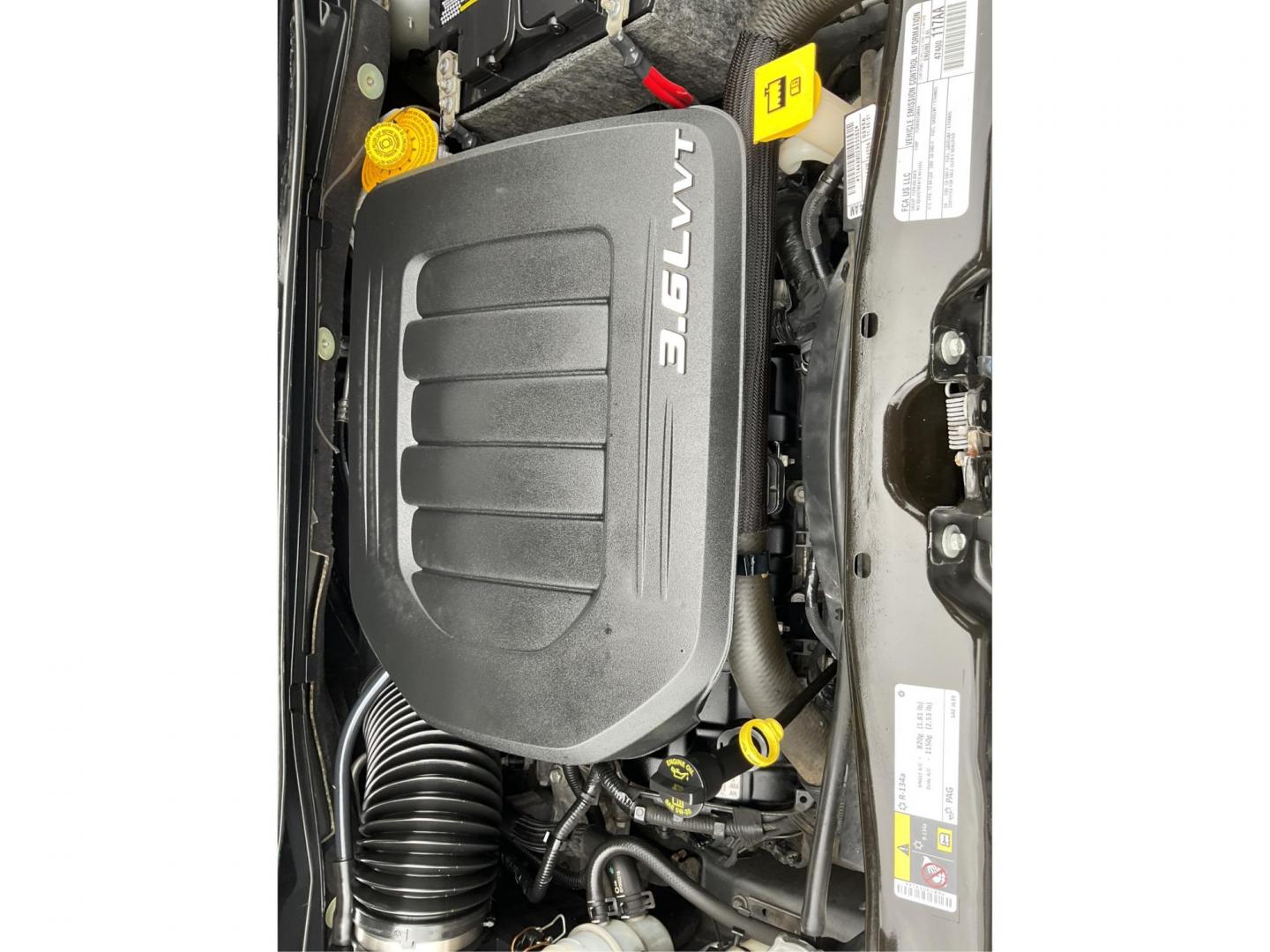 2015 Dodge Grand Caravan SE (2C4RDGBG9FR) with an Other engine, located at 1099 N County Rd 25A , Troy, OH, 45373, (937) 908-9800, 40.057041, -84.215462 - Photo#10