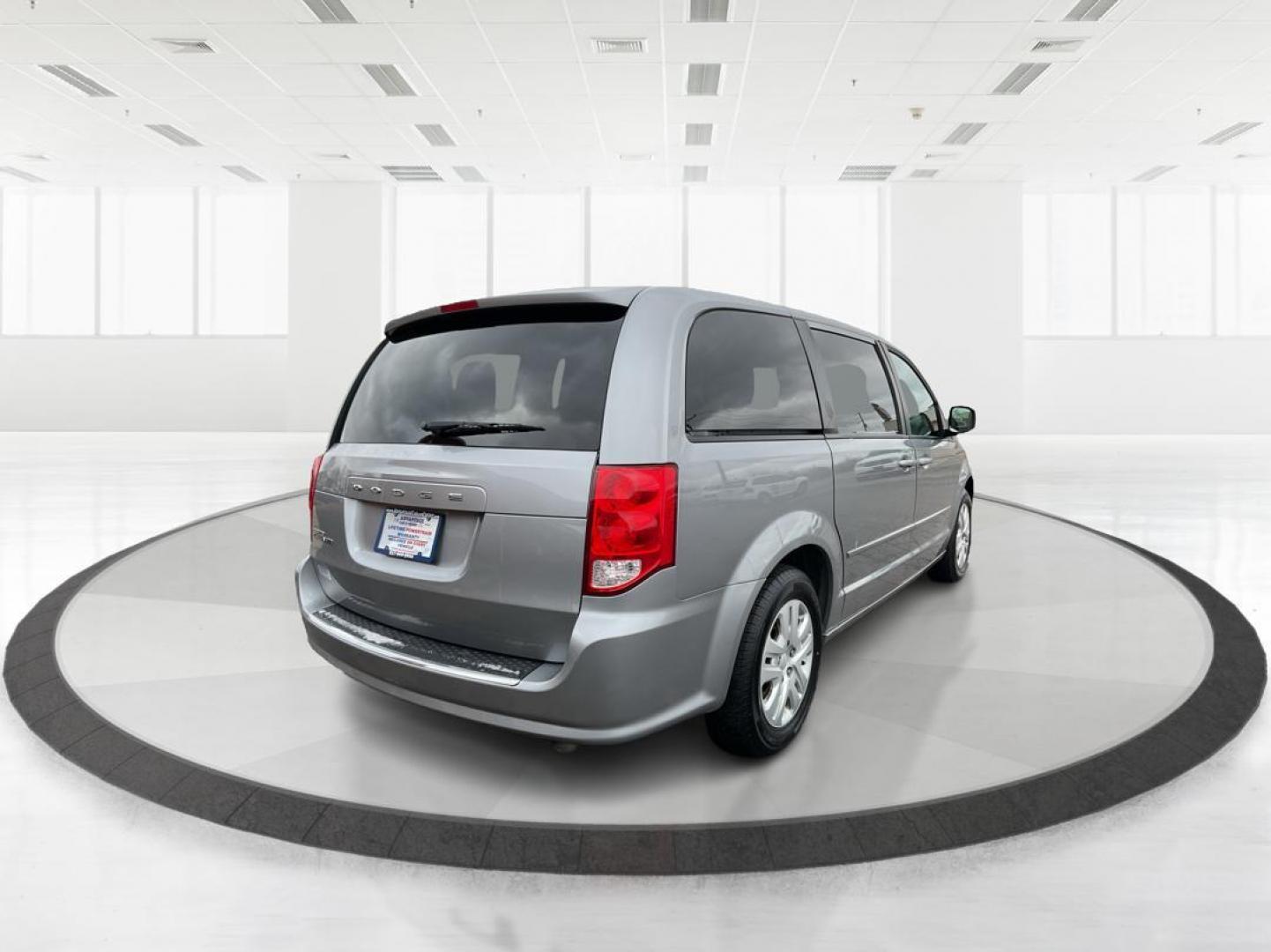 2015 Dodge Grand Caravan SE (2C4RDGBG9FR) with an Other engine, located at 1099 N County Rd 25A , Troy, OH, 45373, (937) 908-9800, 40.057041, -84.215462 - Photo#2