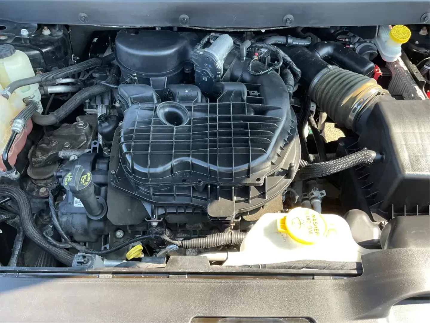2015 Dodge Journey R/T (3C4PDDEG6FT) with an 3.6L V-6 DOHC engine, located at 401 Woodman Dr, Riverside, OH, 45431, (937) 908-9800, 39.761024, -84.120956 - Photo#10