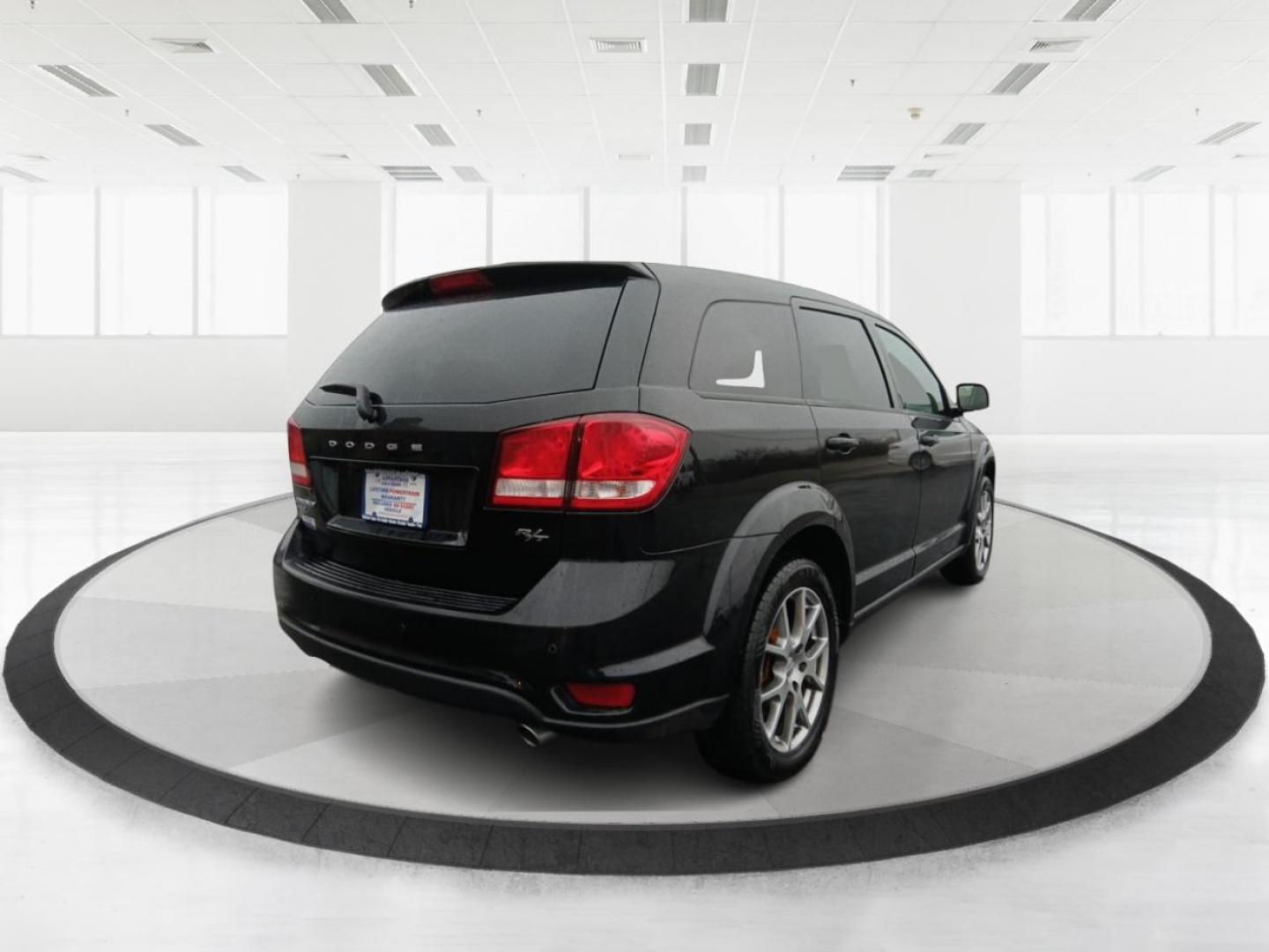 2015 Dodge Journey R/T AWD (3C4PDDEG5FT) with an 3.6L V6 DOHC 24V engine, 6-Speed Automatic transmission, located at 1230 East Main St, Xenia, OH, 45385, (937) 908-9800, 39.688042, -83.910538 - Photo#2