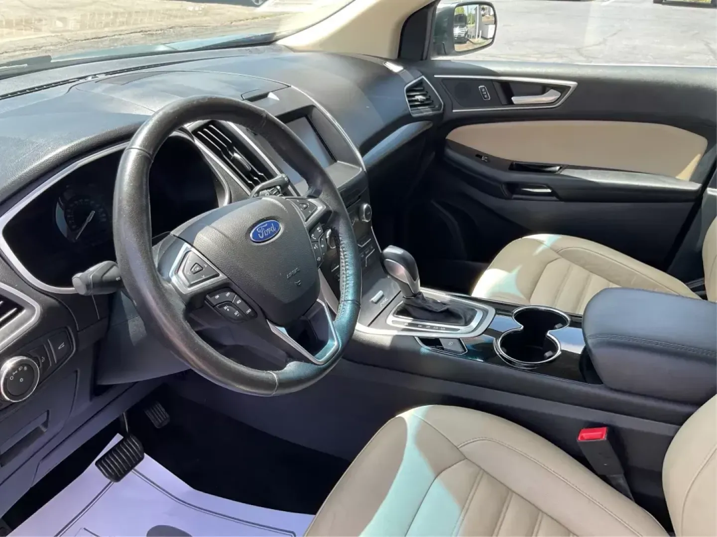 2015 Ford Edge SEL (2FMTK4J99FB) with an Other engine, located at 880 E. National Road, OH, 45377, (937) 908-9800, 39.891918, -84.183975 - Photo#8