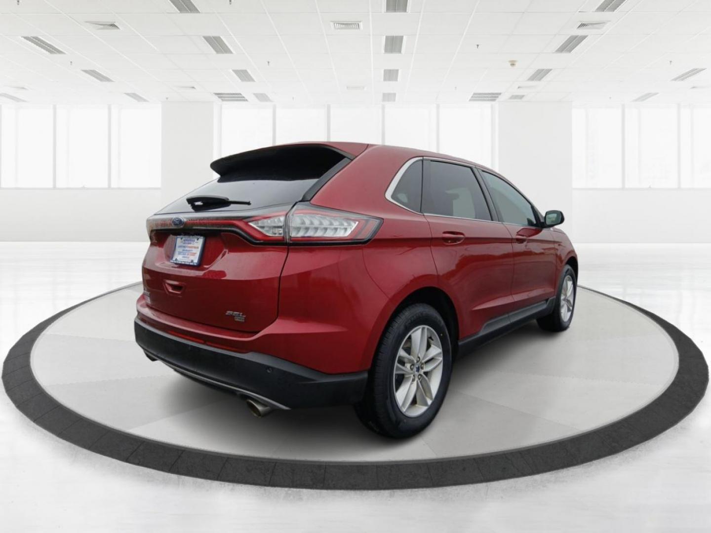2015 Ford Edge SEL AWD (2FMTK4J84FB) with an 3.5L V6 DOHC 24V engine, 6-Speed Automatic transmission, located at 1184 Kauffman Ave, Fairborn, OH, 45324, (937) 908-9800, 39.807072, -84.031563 - Photo#2