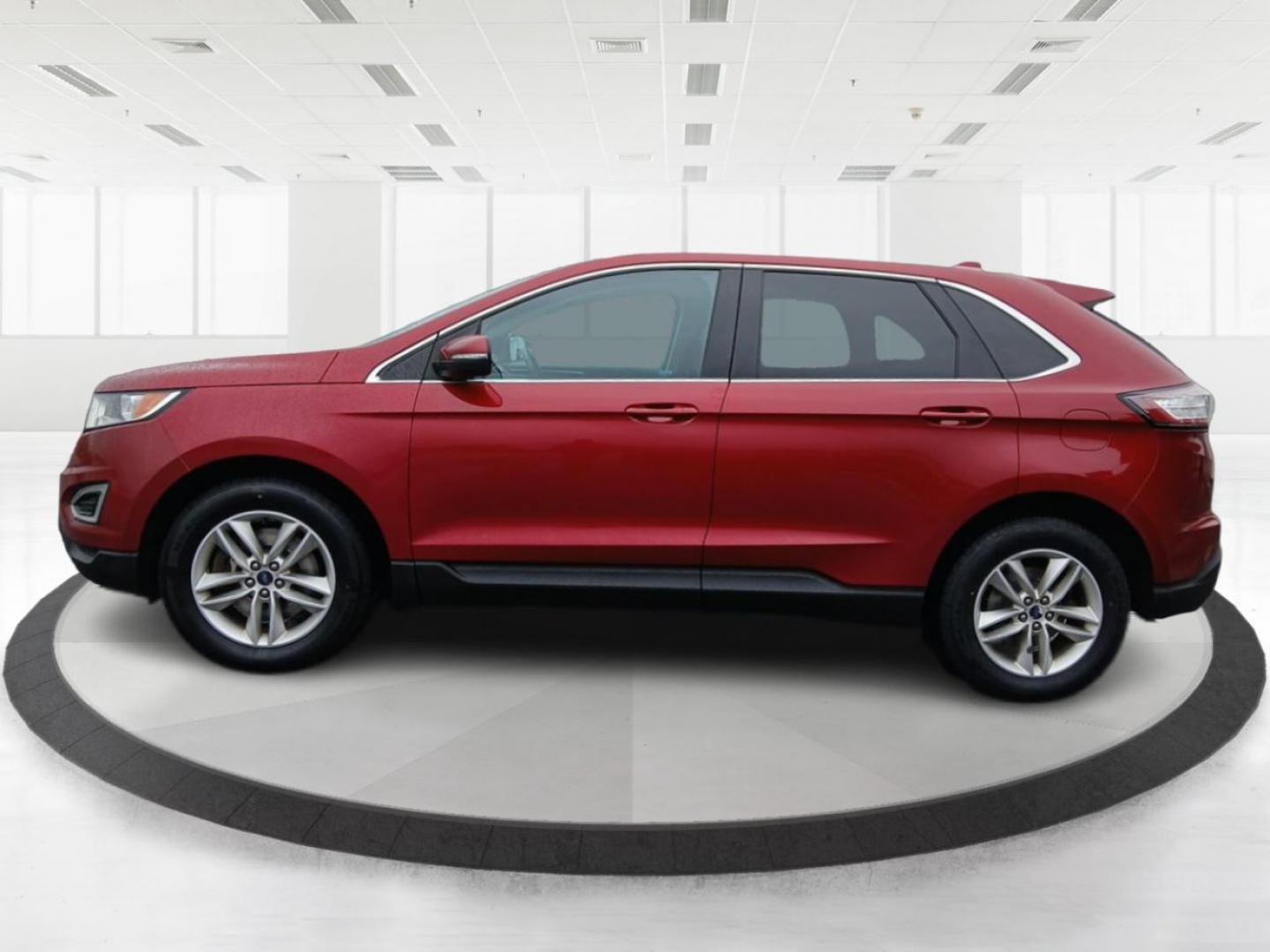 2015 Ford Edge SEL AWD (2FMTK4J84FB) with an 3.5L V6 DOHC 24V engine, 6-Speed Automatic transmission, located at 1184 Kauffman Ave, Fairborn, OH, 45324, (937) 908-9800, 39.807072, -84.031563 - Photo#5