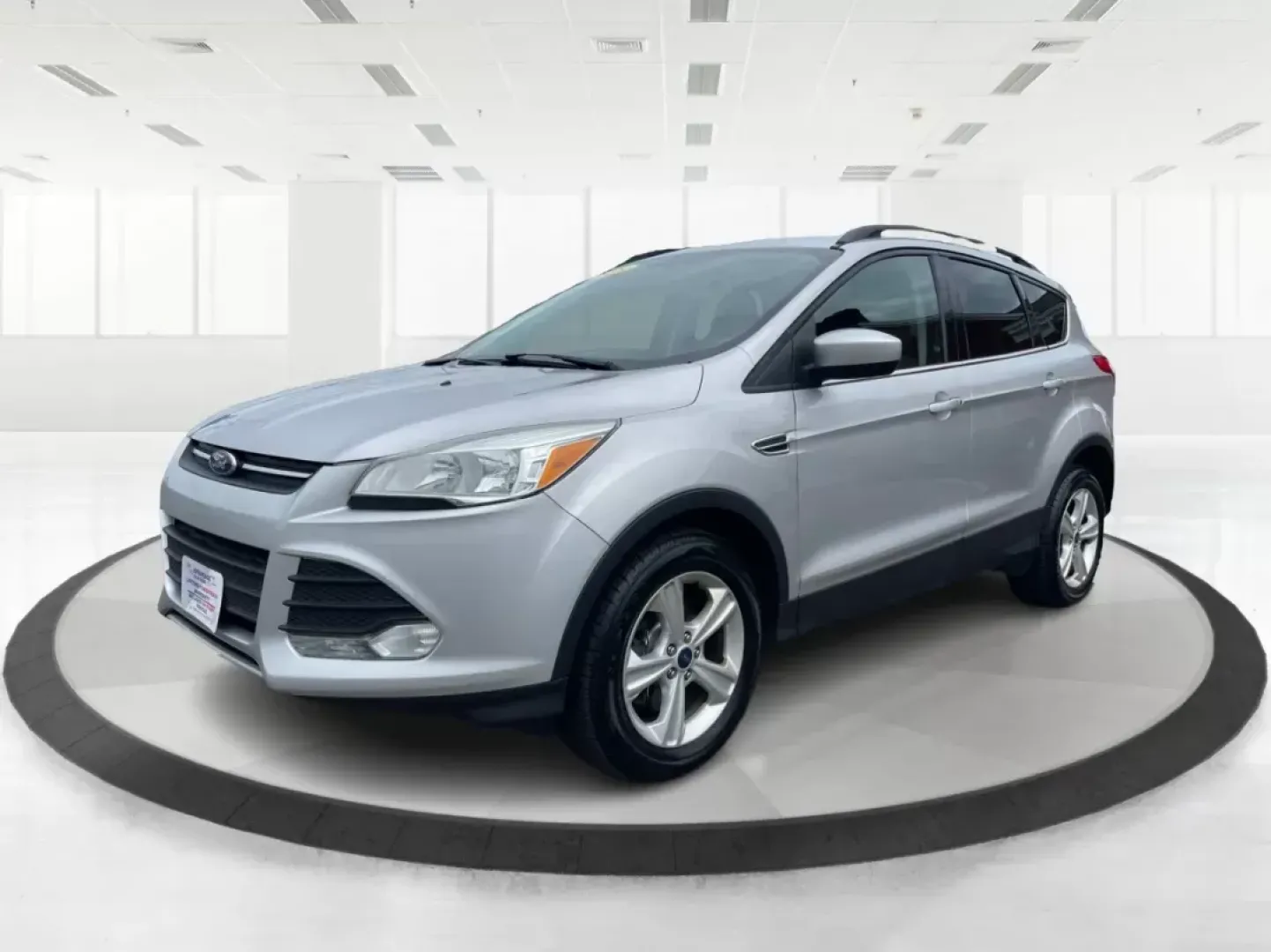 2015 Ford Escape SE (1FMCU9G9XFU) with an Other engine, located at 8750 N County Rd 25A, Piqua, OH, 45356, (937) 908-9800, 40.164391, -84.232513 - Photo#6