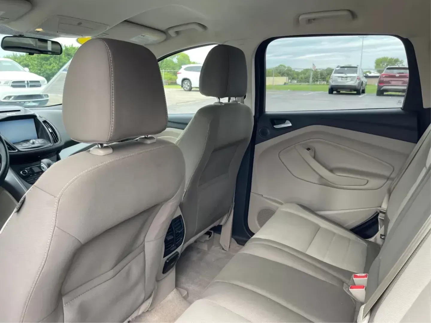 2015 Ford Escape SE (1FMCU9G9XFU) with an Other engine, located at 8750 N County Rd 25A, Piqua, OH, 45356, (937) 908-9800, 40.164391, -84.232513 - Photo#8