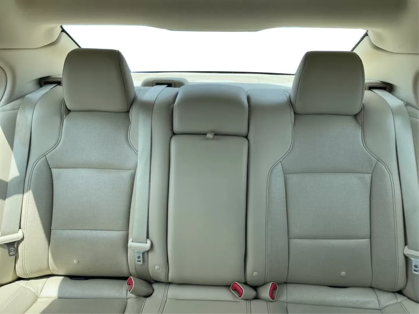 2012 Nissan Murano SL (JN8AZ1MW8CW) with an 3.5L V-6 DOHC engine, located at 1184 Kauffman Ave, Fairborn, OH, 45324, (937) 908-9800, 39.807072, -84.031563 - Photo#13