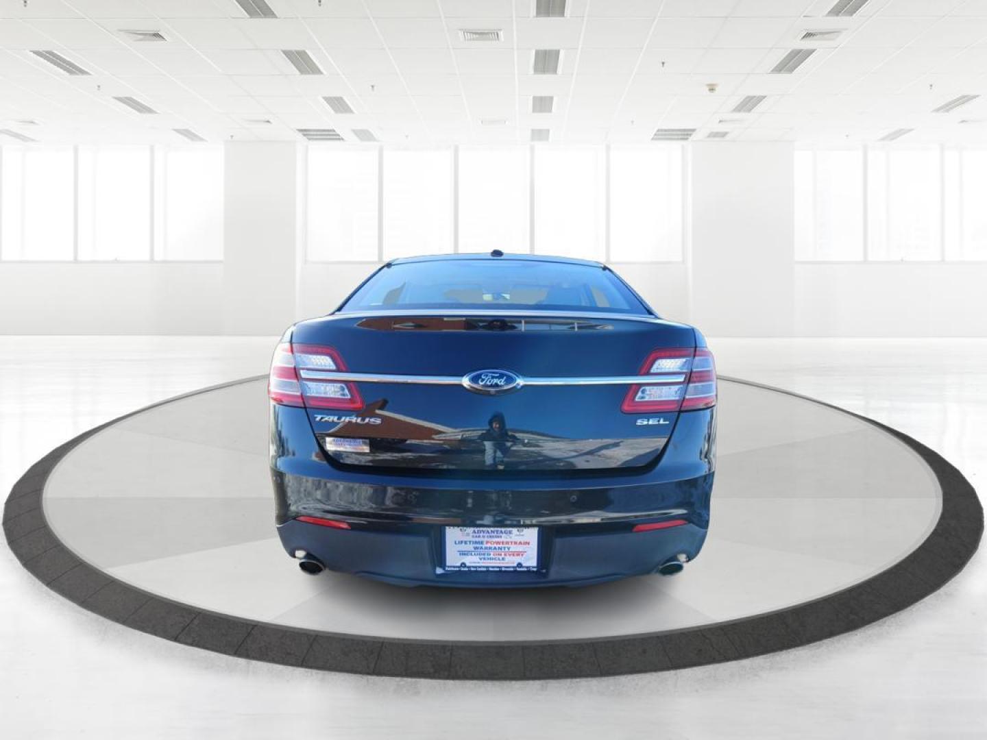 2015 Ford Taurus SEL (1FAHP2E87FG) with an 3.5L V6 DOHC 24V engine, located at 1099 N County Rd 25A , Troy, OH, 45373, (937) 908-9800, 40.057041, -84.215462 - Photo#3