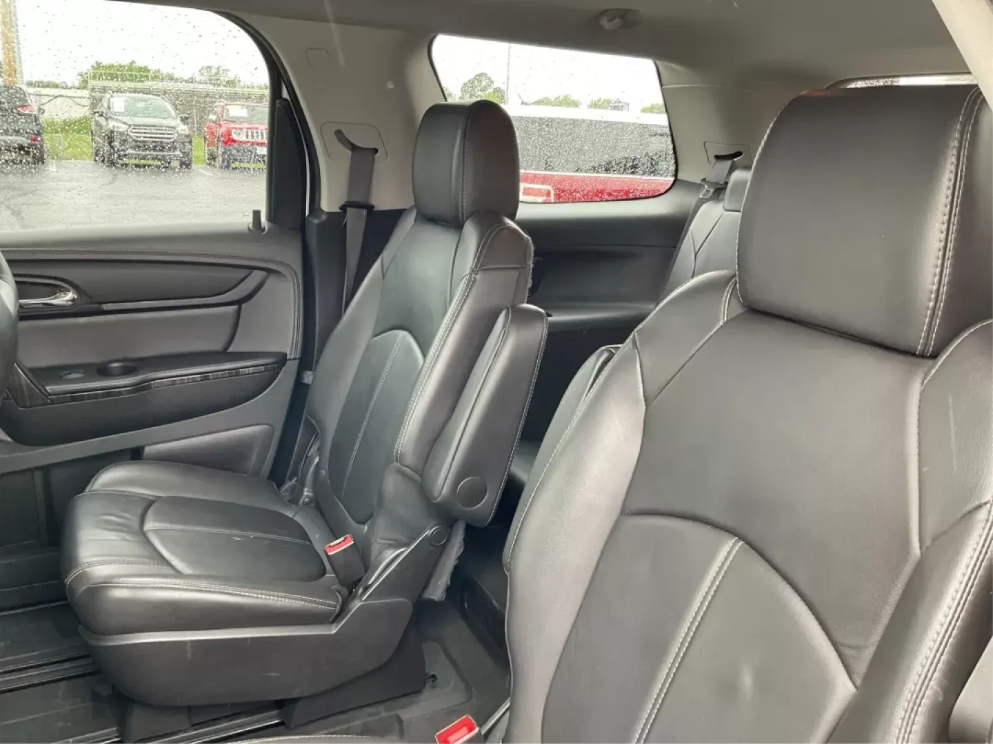2017 Ford Escape SE 4WD (1FMCU9G93HU) with an 2.0L L4 DOHC 16V engine, 6-Speed Automatic transmission, located at 4508 South Dixie Dr, Moraine, OH, 45439, (937) 908-9800, 39.807072, -84.031563 - Photo#10