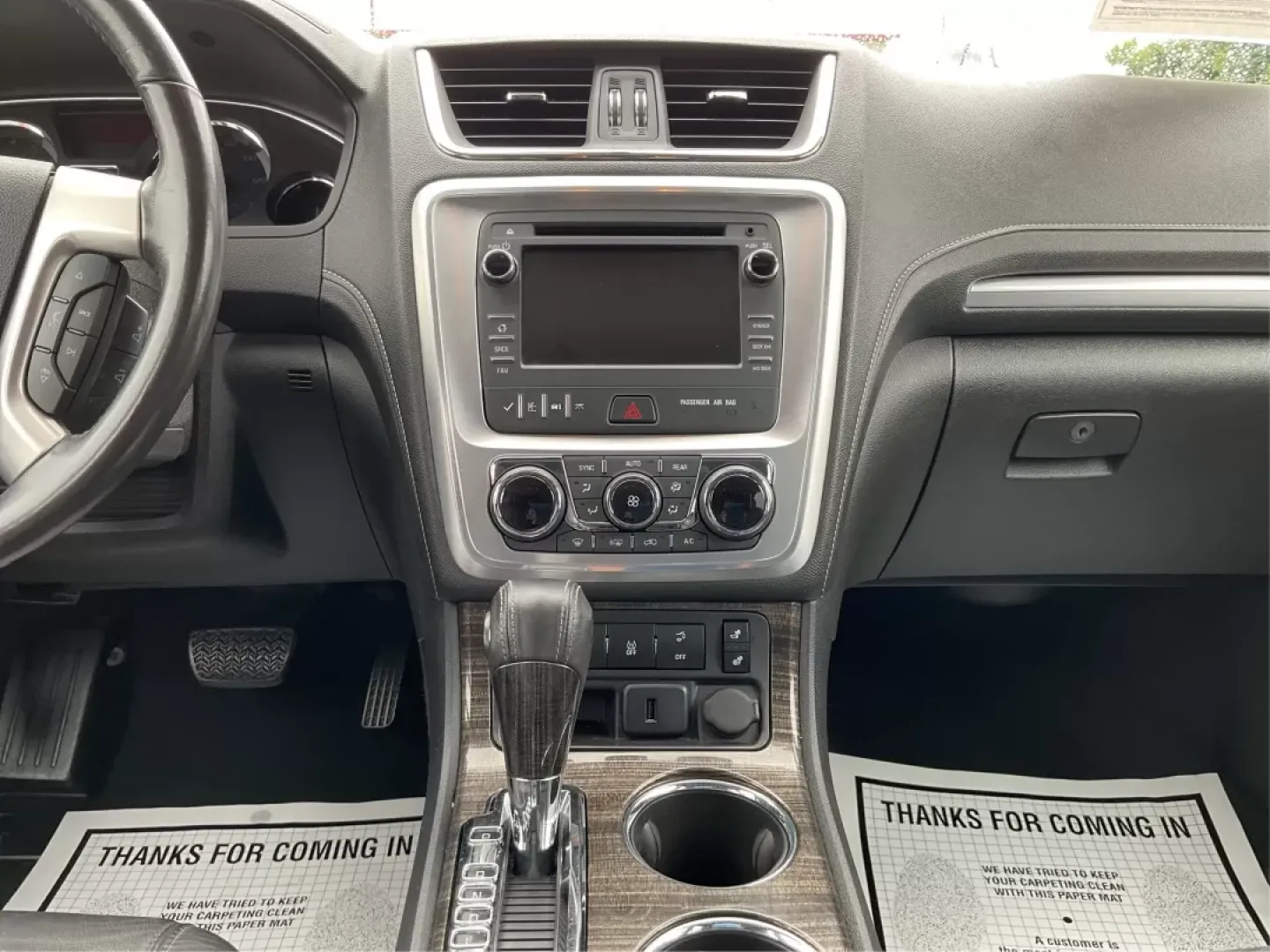 2017 Ford Escape SE 4WD (1FMCU9G93HU) with an 2.0L L4 DOHC 16V engine, 6-Speed Automatic transmission, located at 4508 South Dixie Dr, Moraine, OH, 45439, (937) 908-9800, 39.807072, -84.031563 - Photo#13