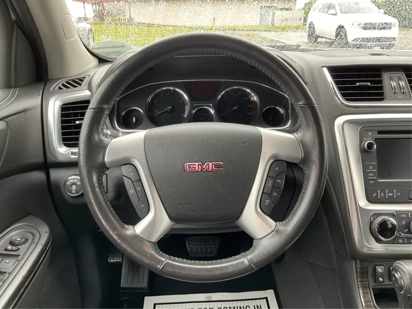 2017 Ford Escape SE 4WD (1FMCU9G93HU) with an 2.0L L4 DOHC 16V engine, 6-Speed Automatic transmission, located at 4508 South Dixie Dr, Moraine, OH, 45439, (937) 908-9800, 39.807072, -84.031563 - Photo#16