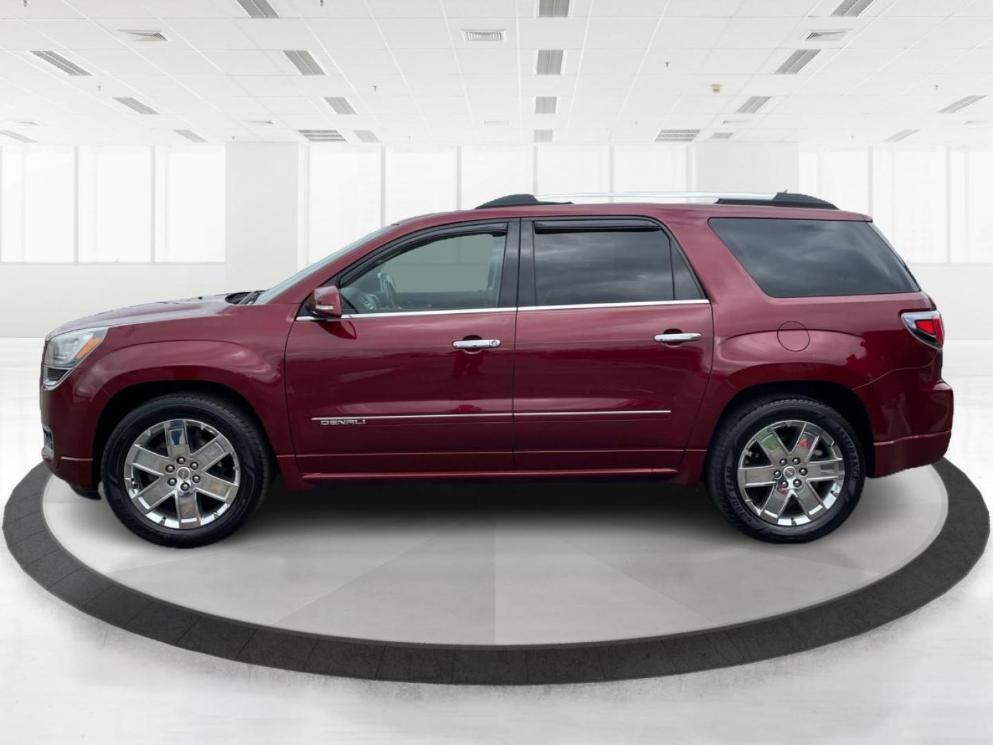 2015 GMC Acadia Denali (1GKKVTKD9FJ) with an 3.6L V-6 gasoline direct injection engine, located at 8750 N County Rd 25A, Piqua, OH, 45356, (937) 908-9800, 40.164391, -84.232513 - Photo#5
