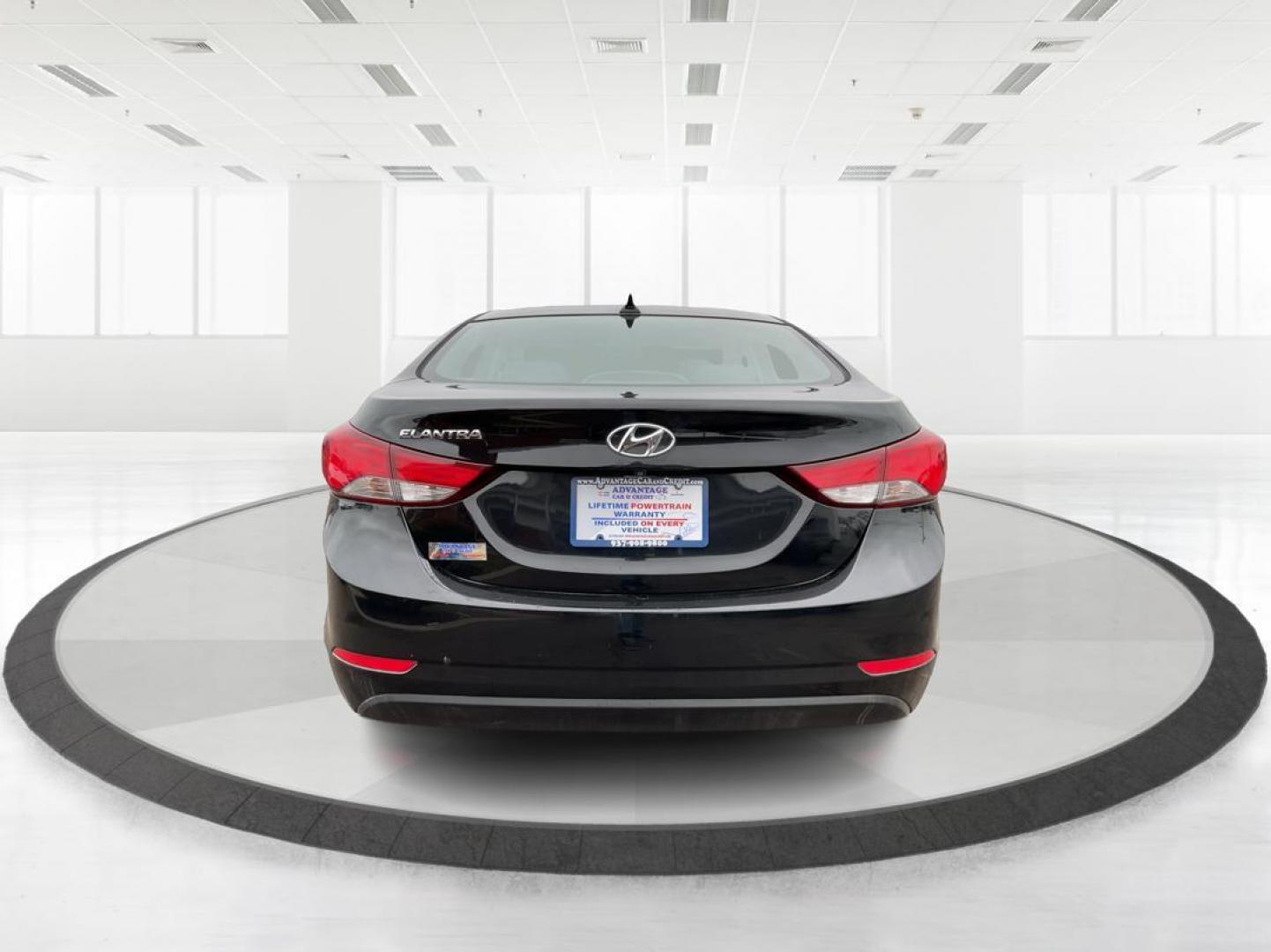 2015 Hyundai Elantra SE 6AT (KMHDH4AE0FU) with an 1.8L L4 DOHC 16V engine, 6-Speed Automatic transmission, located at 1951 S Dayton Lakeview Rd., New Carlisle, OH, 45344, (937) 908-9800, 39.890999, -84.050255 - Photo#3