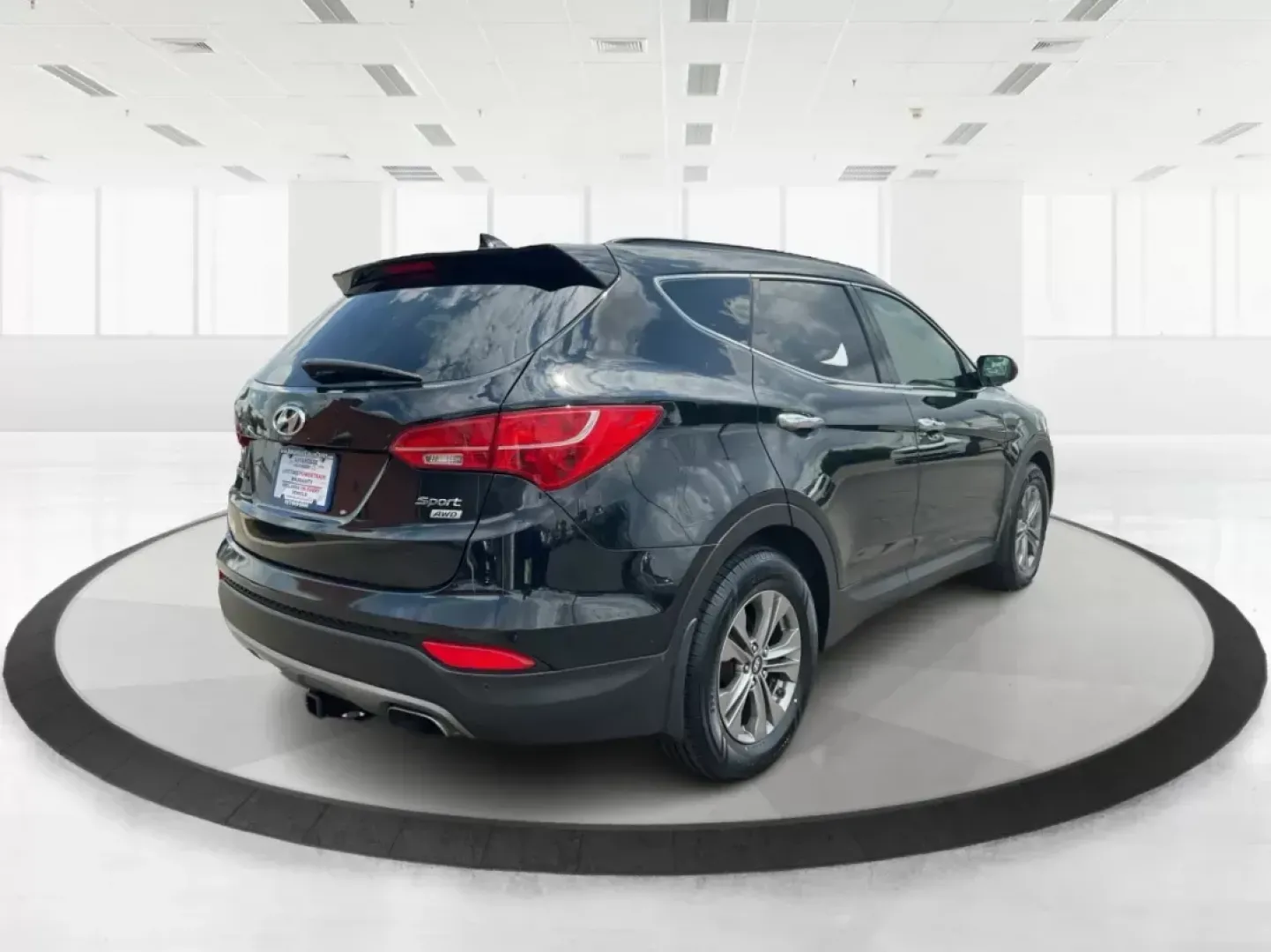 2015 Hyundai Santa Fe Sport 2.4L (5XYZUDLB2FG) with an Theta II 2.4L I-4 gasoline direct injection engine, located at 8750 N County Rd 25A, Piqua, OH, 45356, (937) 908-9800, 40.164391, -84.232513 - Photo#2