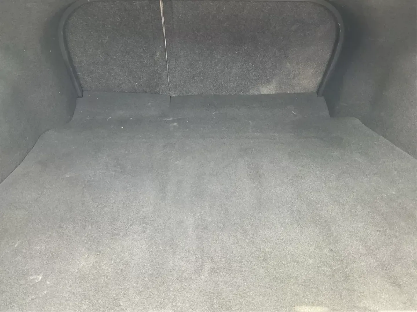2015 Hyundai Sonata Limited (5NPE34AF6FH) with an 2.4L I-4 gasoline direct injection engine, located at 401 Woodman Dr, Riverside, OH, 45431, (937) 908-9800, 39.761024, -84.120956 - Photo#12