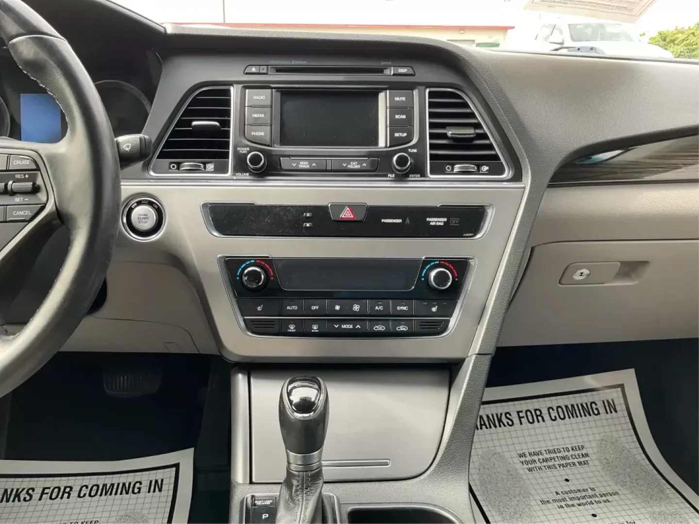 2015 Hyundai Sonata Limited (5NPE34AF6FH) with an 2.4L I-4 gasoline direct injection engine, located at 401 Woodman Dr, Riverside, OH, 45431, (937) 908-9800, 39.761024, -84.120956 - Photo#13