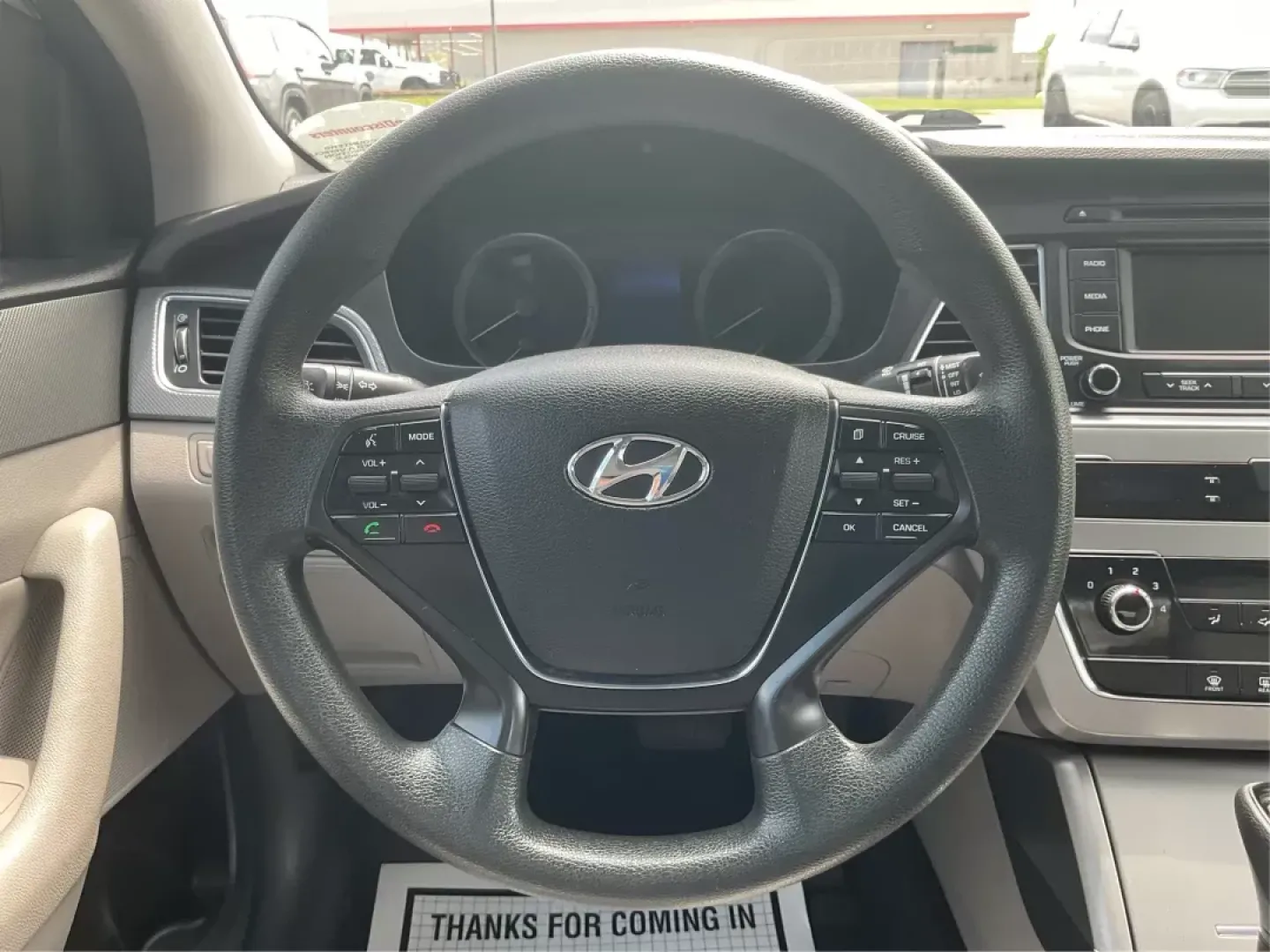 2015 Hyundai Sonata SE (5NPE24AF4FH) with an 2.4L I-4 gasoline direct injection engine, located at 1184 Kauffman Ave, Fairborn, OH, 45324, (937) 908-9800, 39.807072, -84.031563 - Photo#15